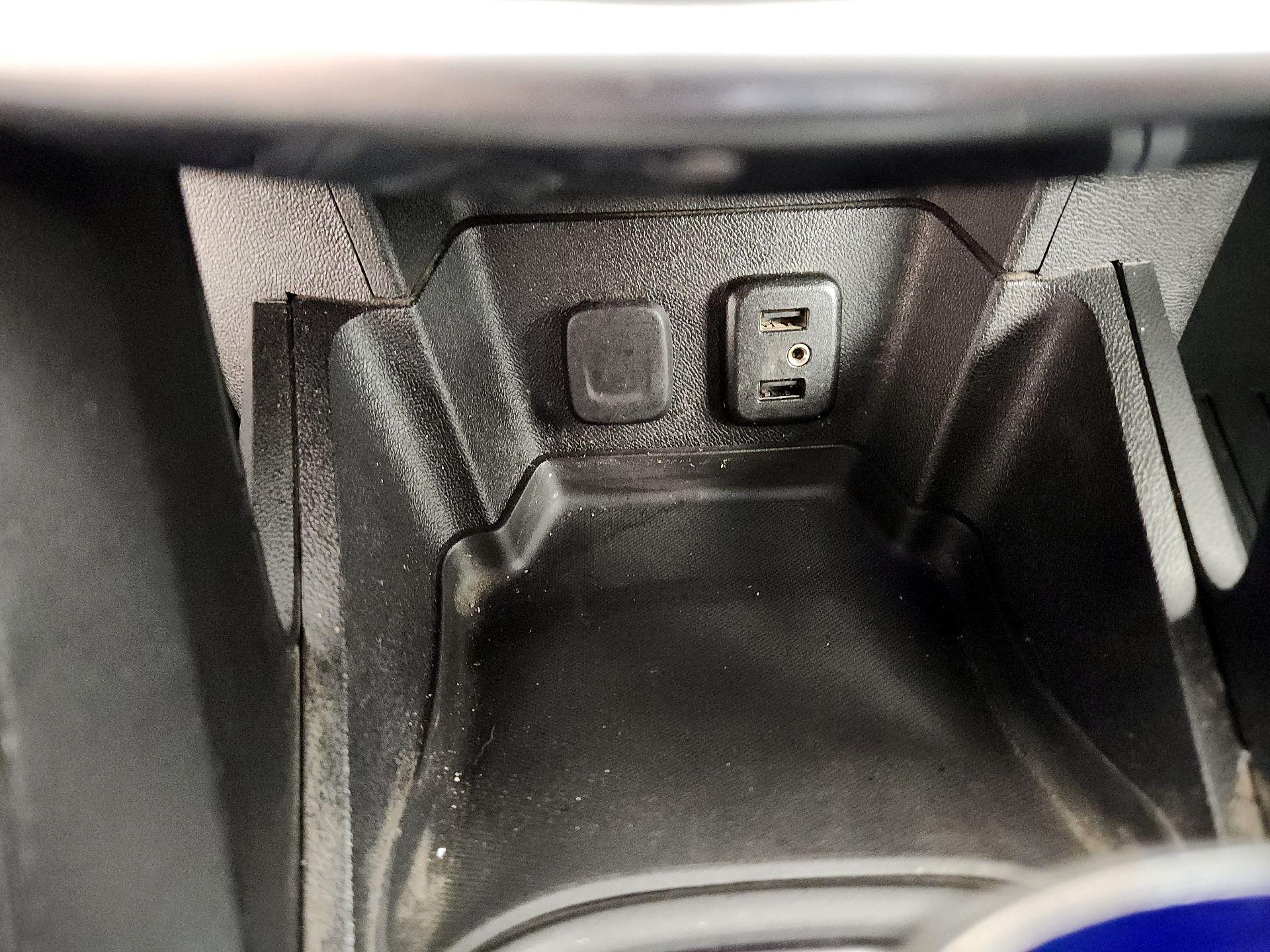 Thumbnail: 2018 Chevrolet Volt - 18
