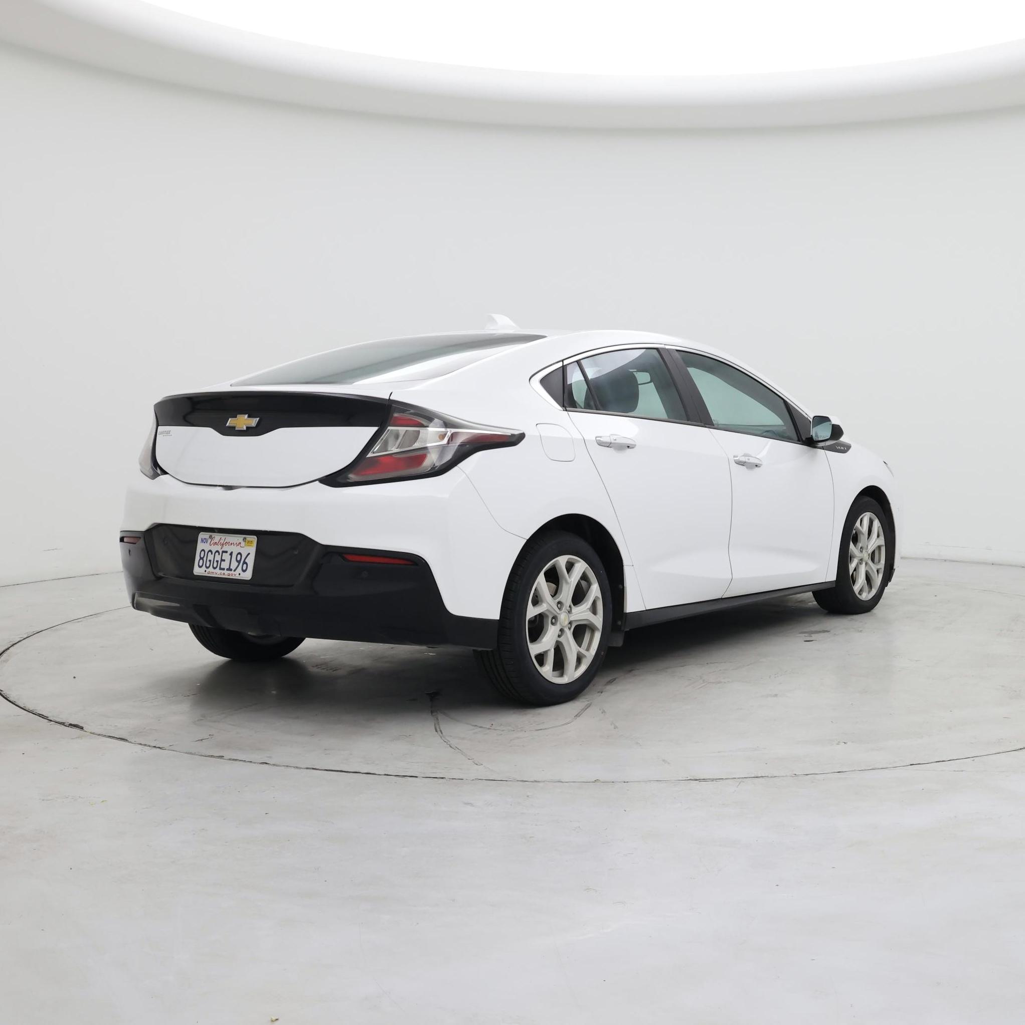 Thumbnail: 2018 Chevrolet Volt - 8