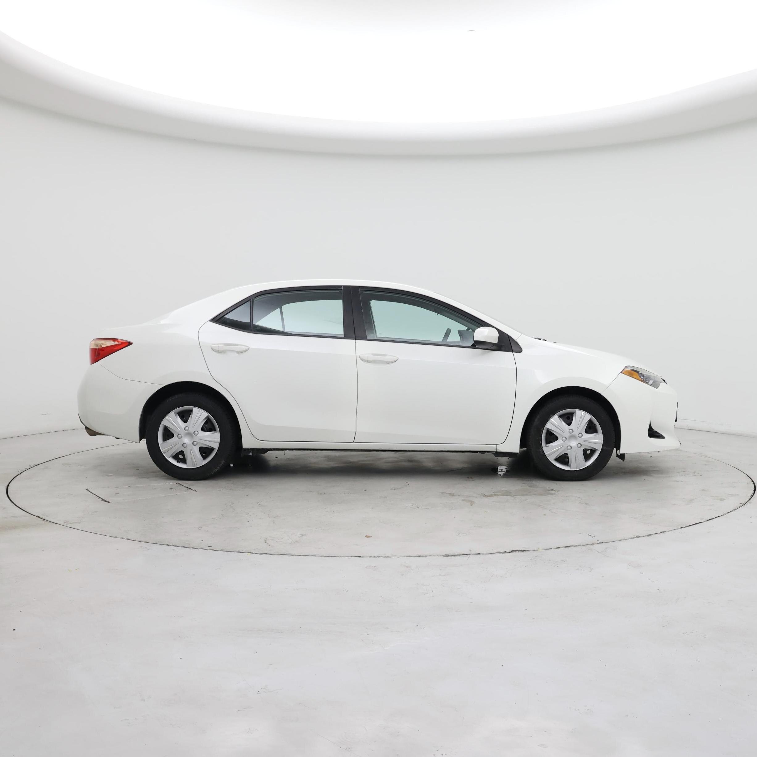 Thumbnail: 2017 Toyota Corolla - 7