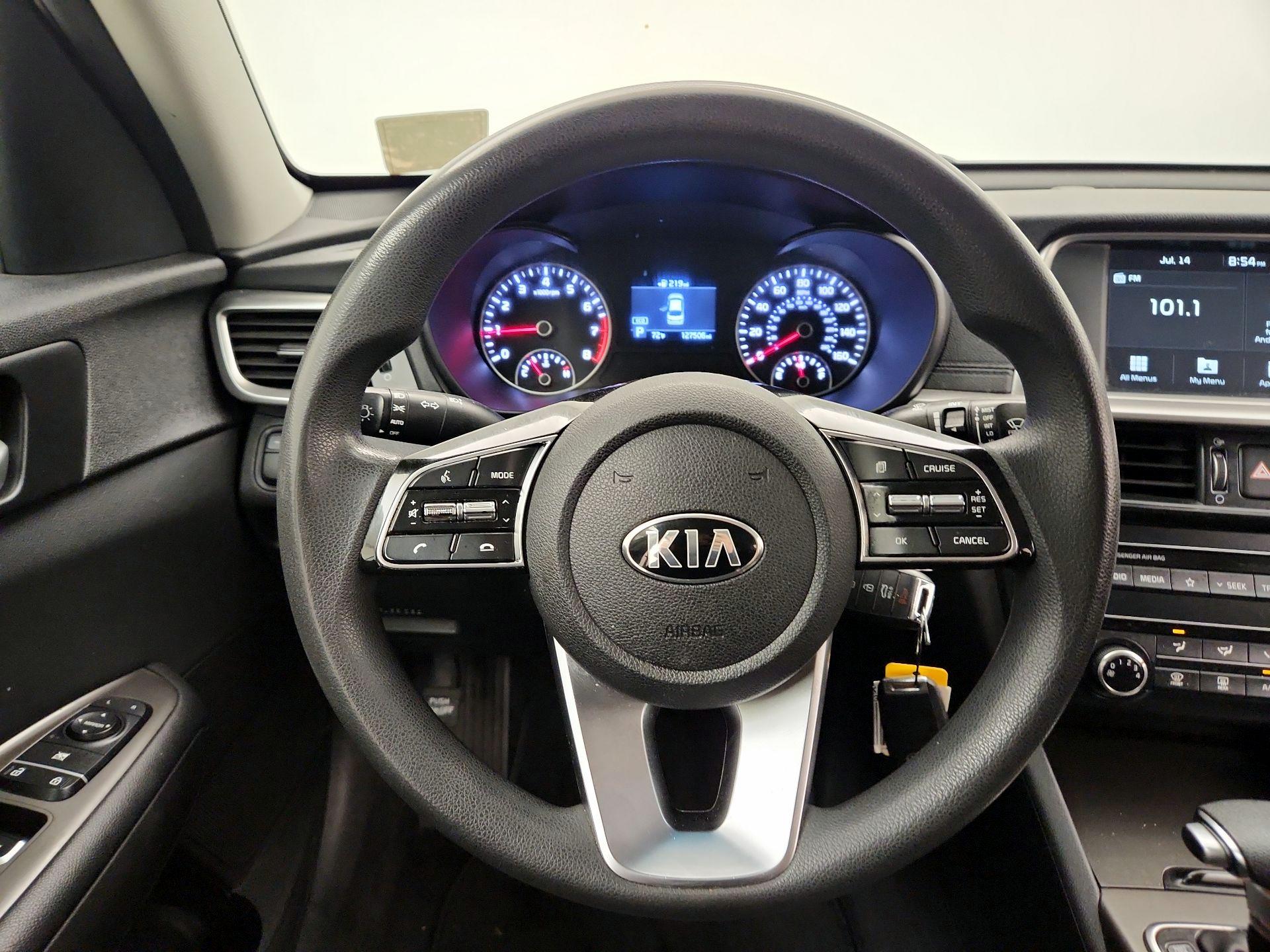 Thumbnail: 2019 Kia Optima - 10