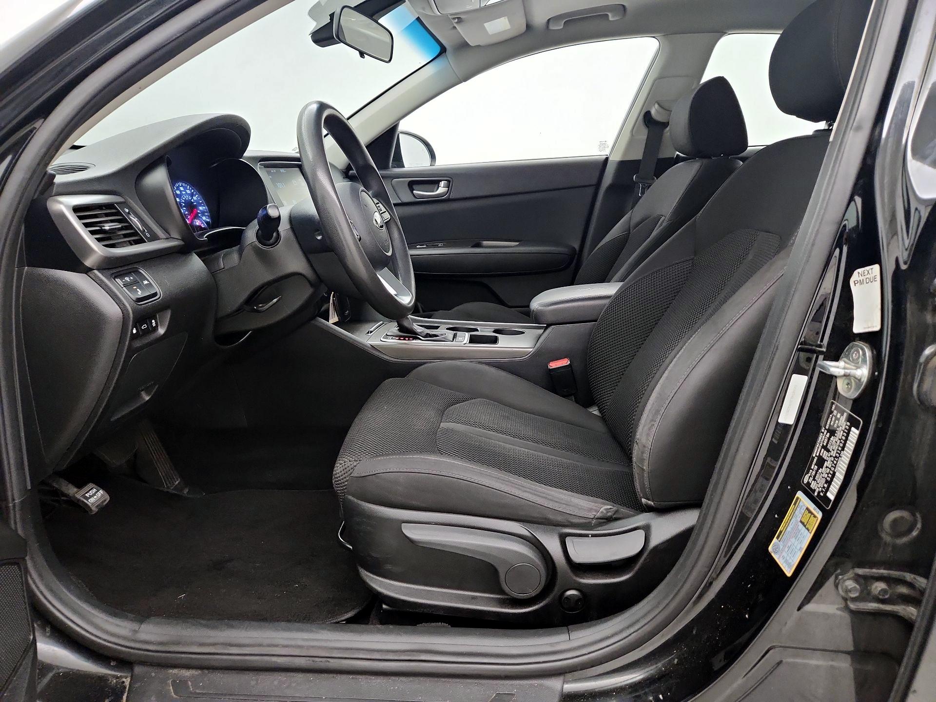 Thumbnail: 2019 Kia Optima - 11