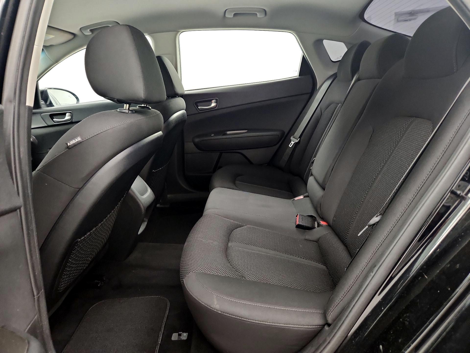 Thumbnail: 2019 Kia Optima - 19