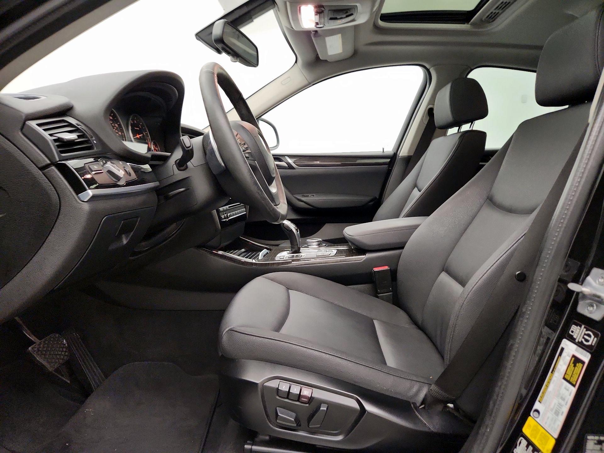 Thumbnail: 2015 BMW X4 - 11