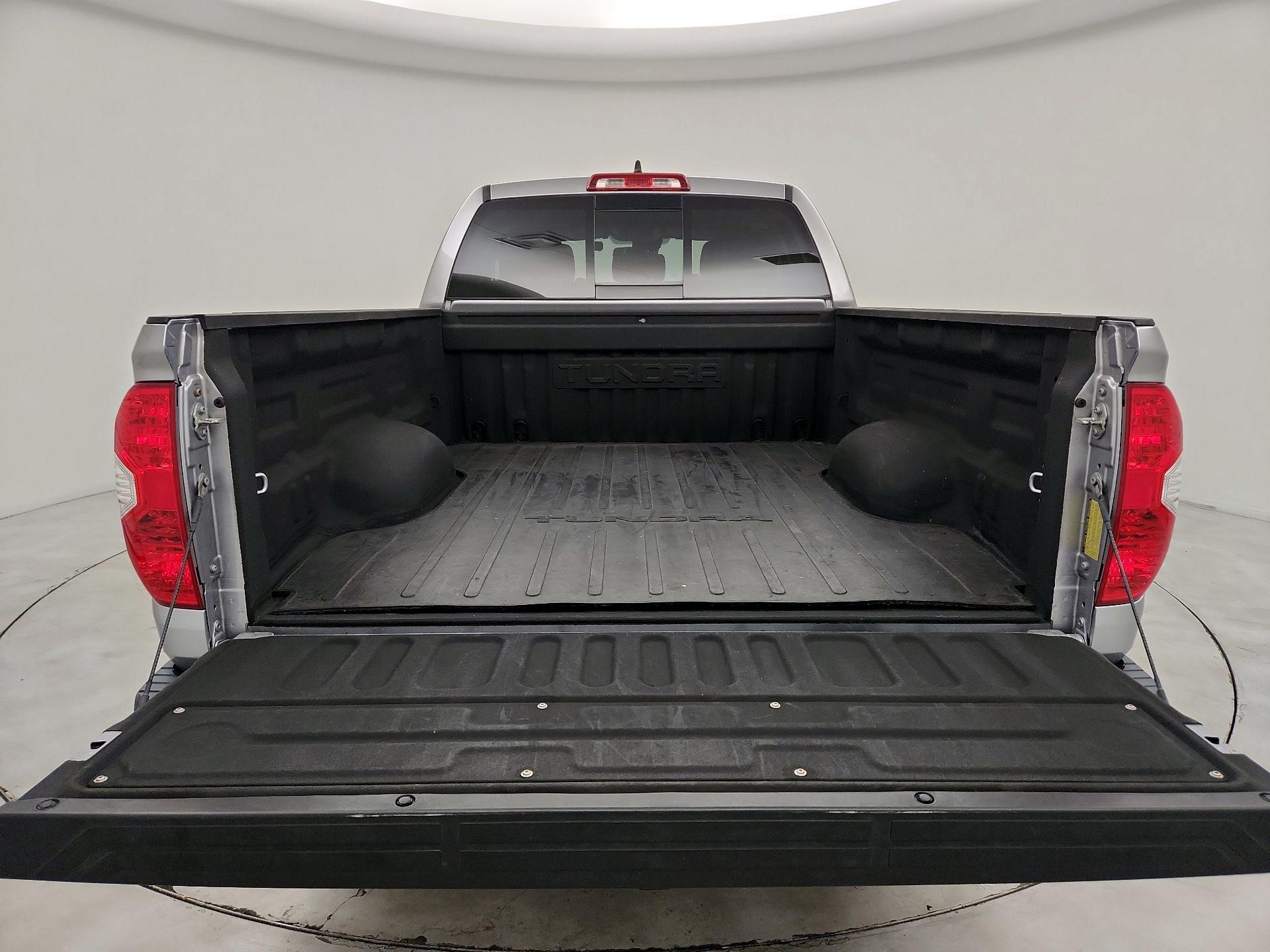 Thumbnail: 2021 Toyota Tundra - 20