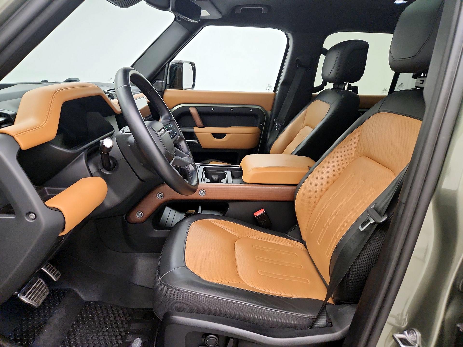 Thumbnail: 2024 Land Rover Defender - 11