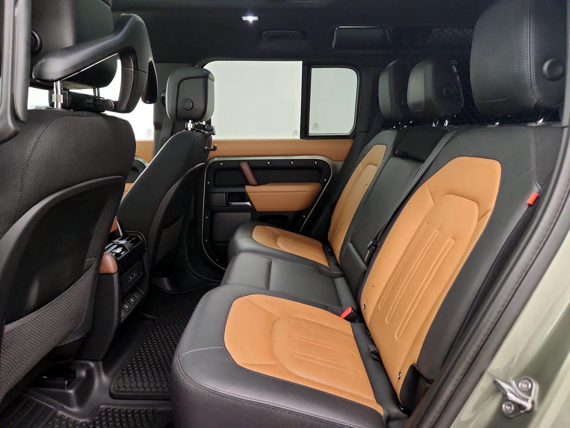 Thumbnail: 2024 Land Rover Defender - 20