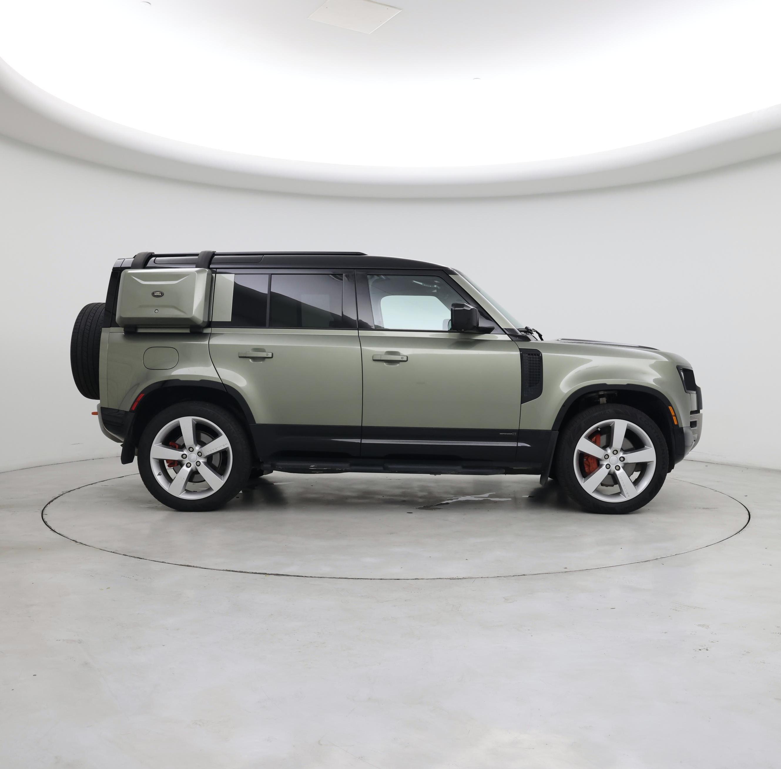 Thumbnail: 2024 Land Rover Defender - 7
