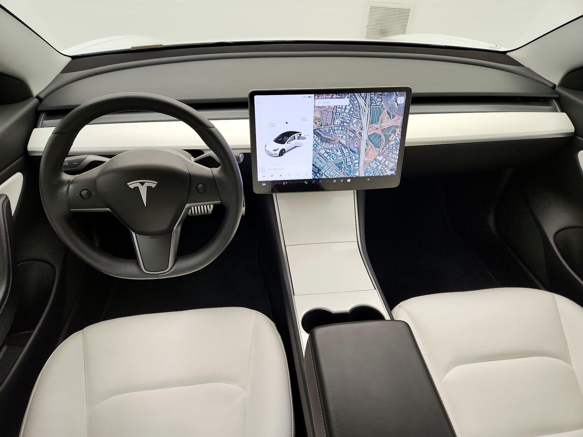 Thumbnail: 2019 Tesla Model 3 - 9