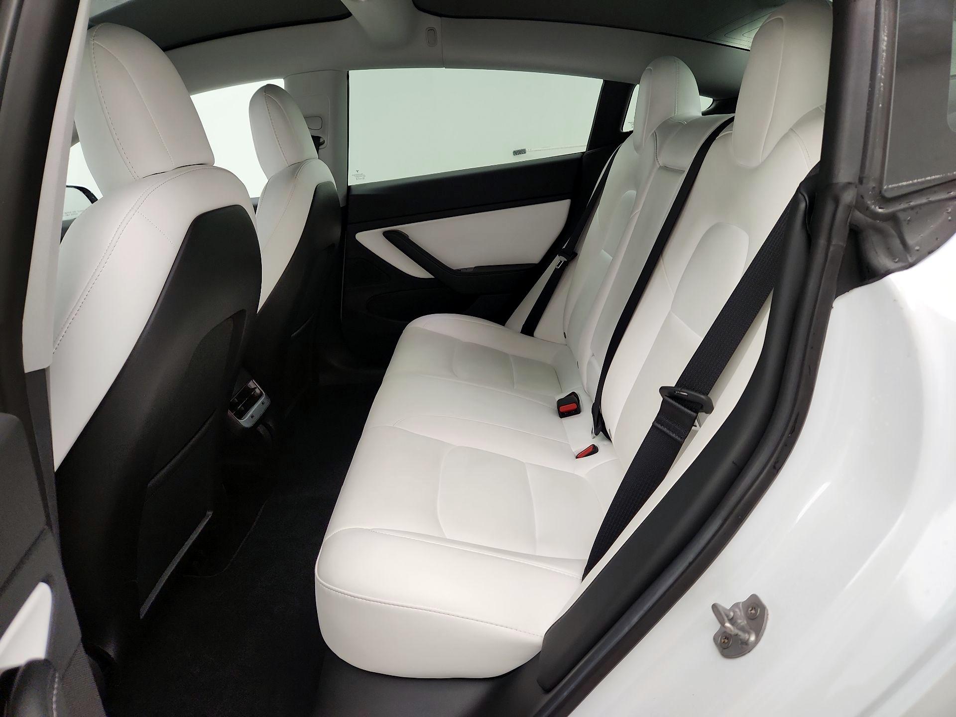Thumbnail: 2019 Tesla Model 3 - 18