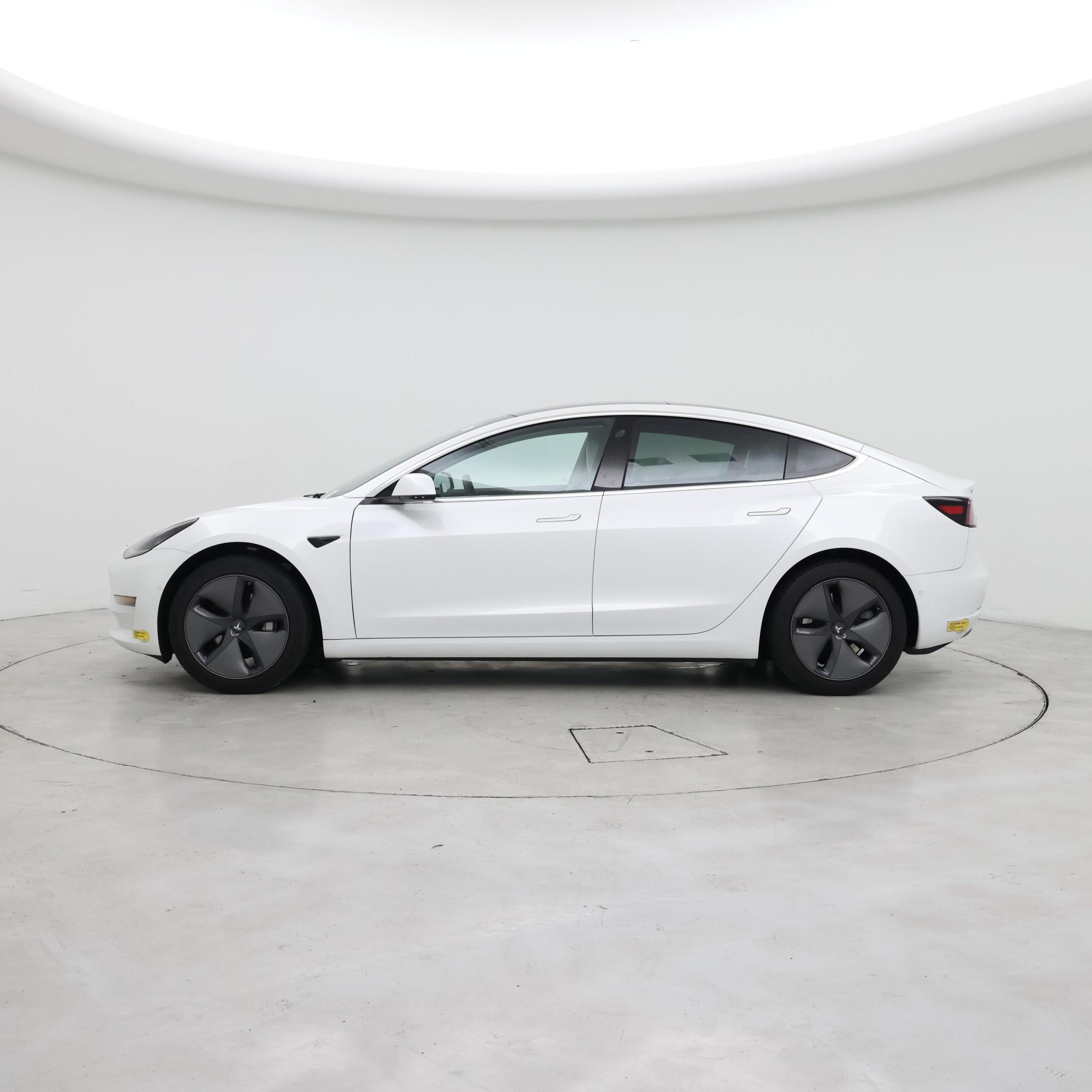 Thumbnail: 2019 Tesla Model 3 - 3
