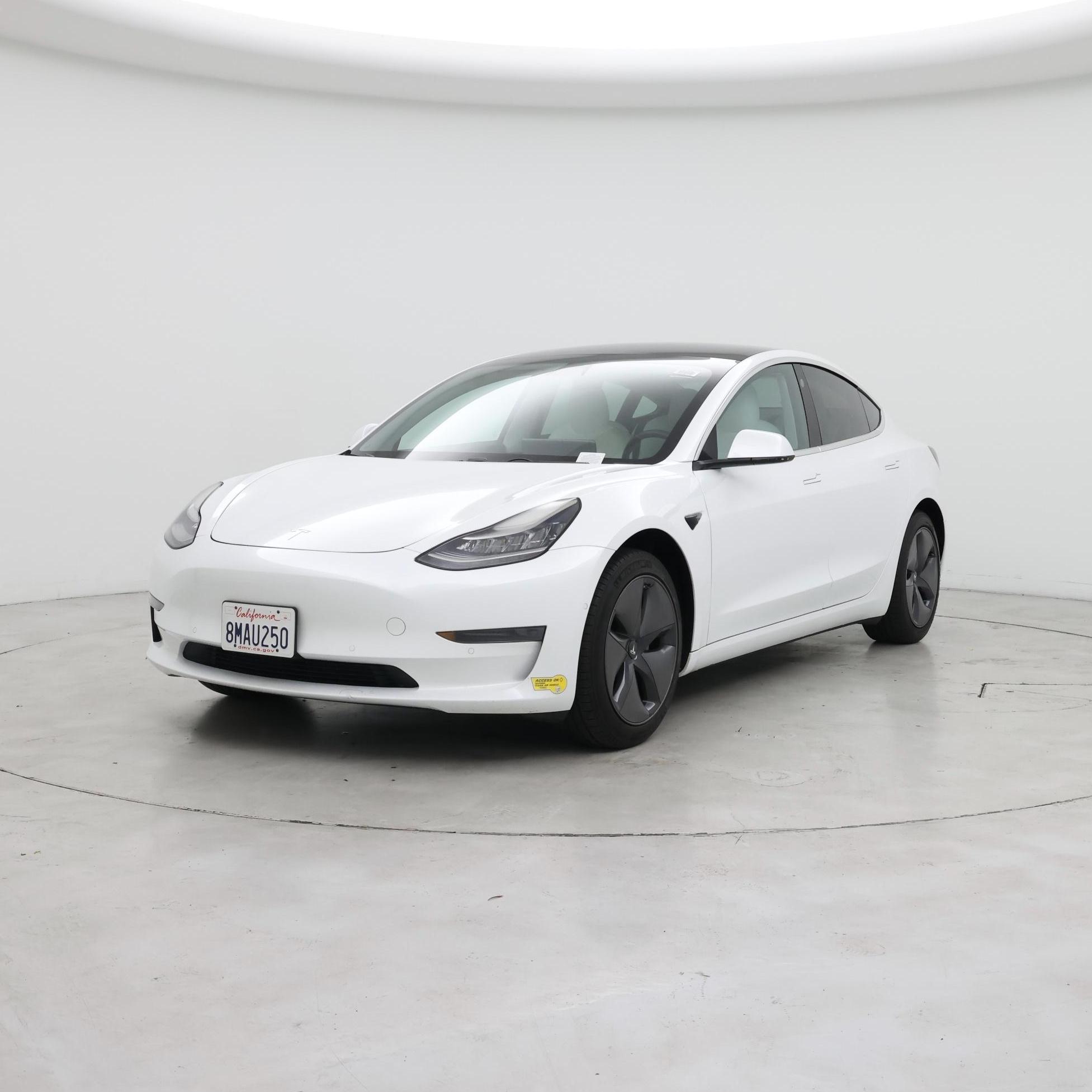 Thumbnail: 2019 Tesla Model 3 - 4