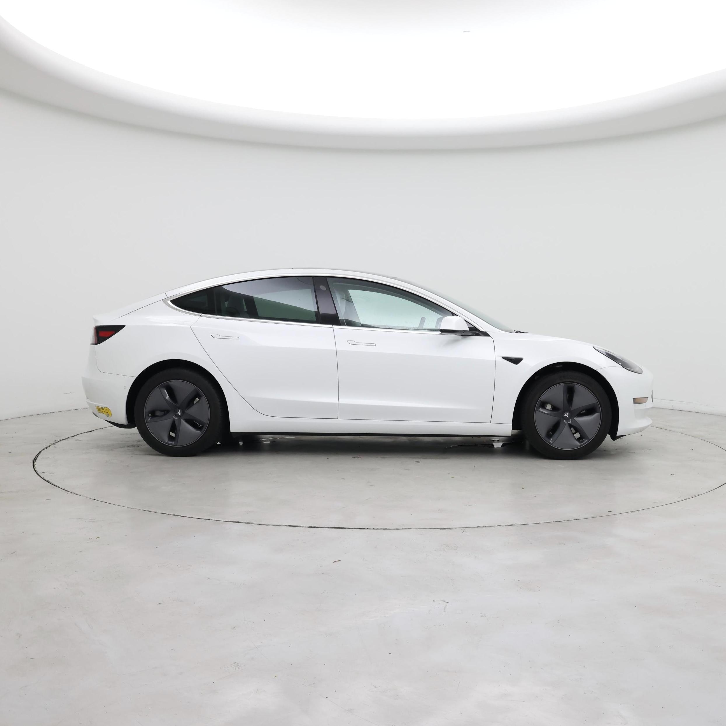 Thumbnail: 2019 Tesla Model 3 - 7