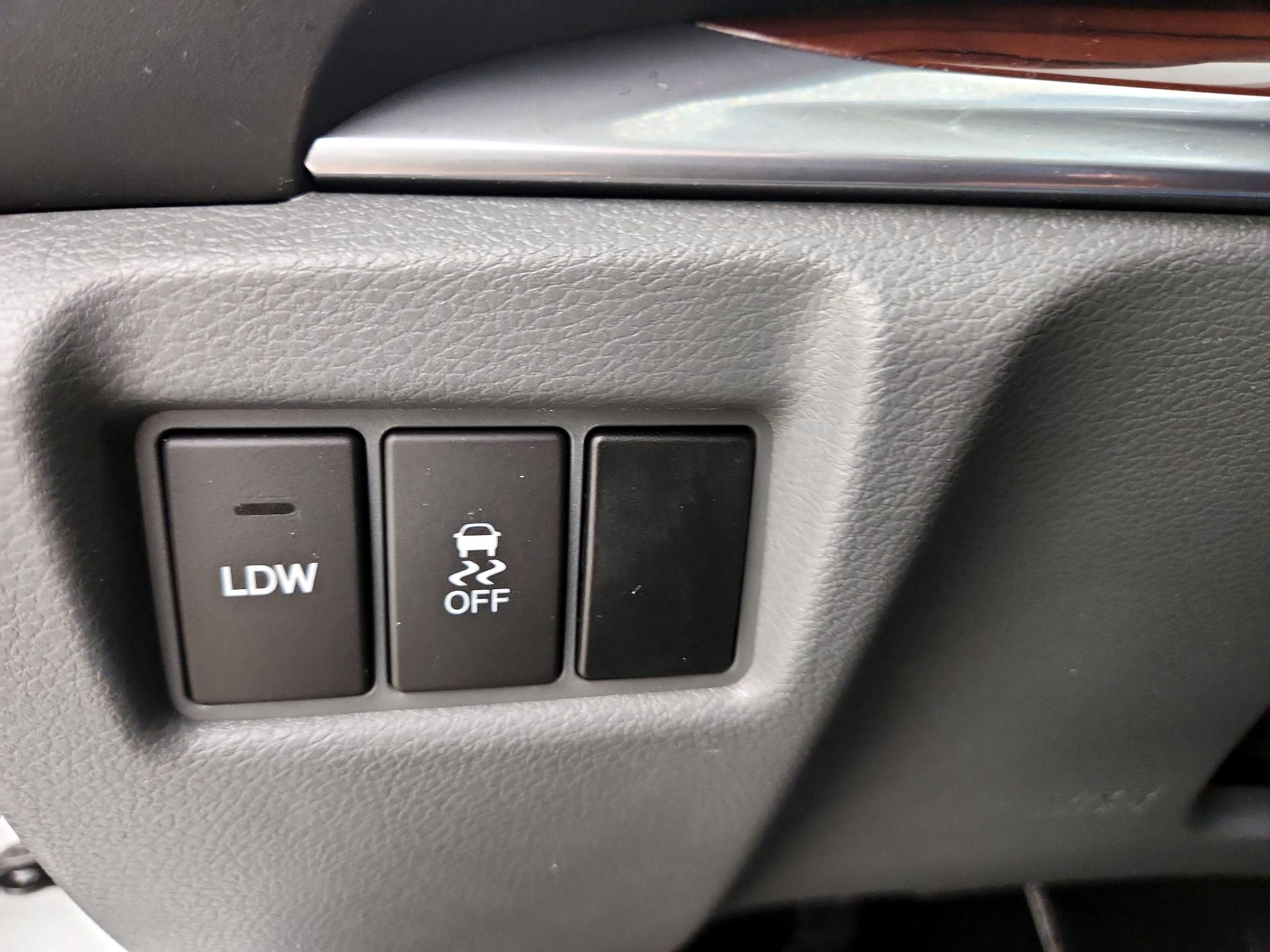 Thumbnail: 2014 Acura MDX - 13