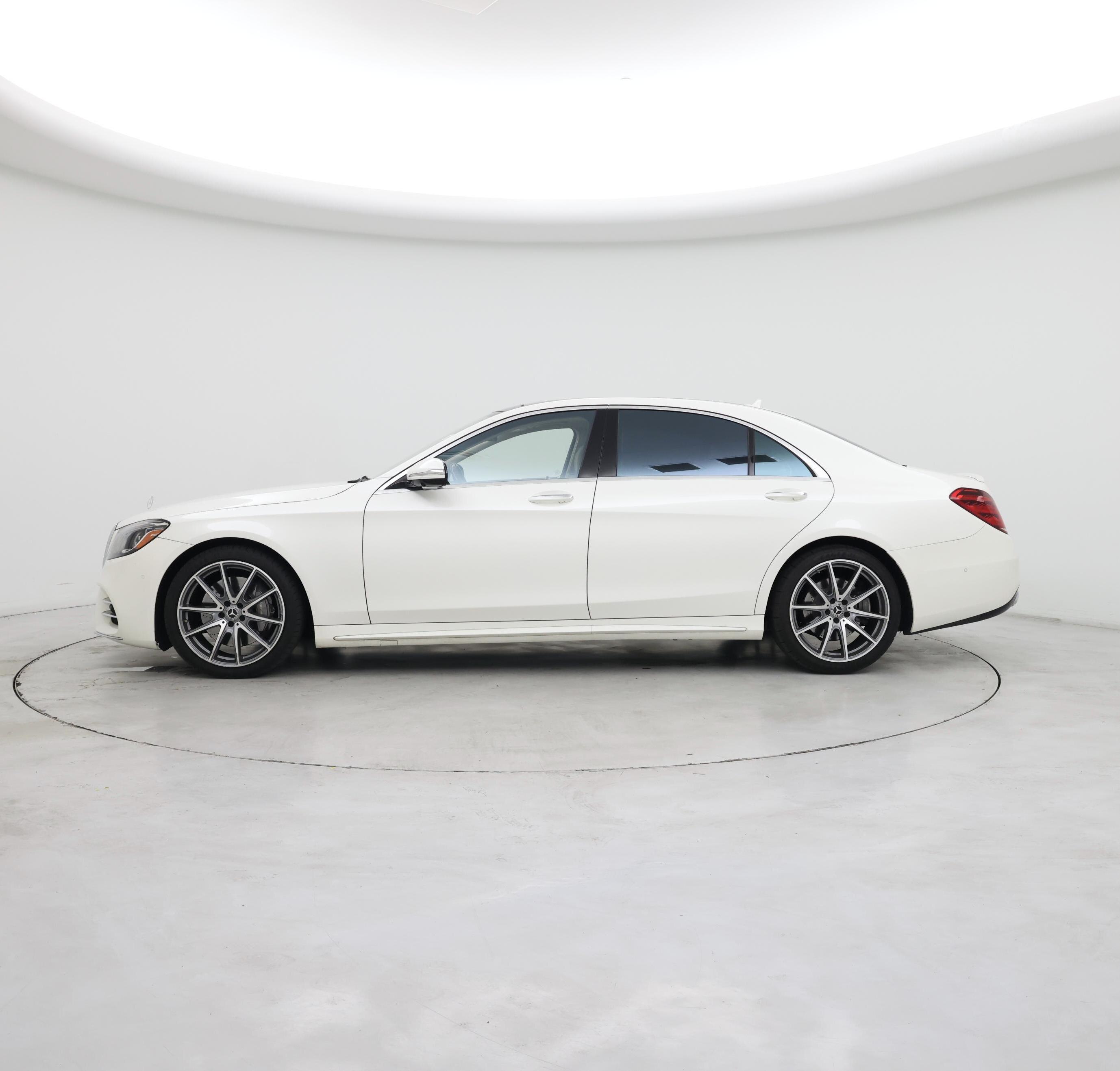 Thumbnail: 2019 Mercedes-Benz S-Class - 3