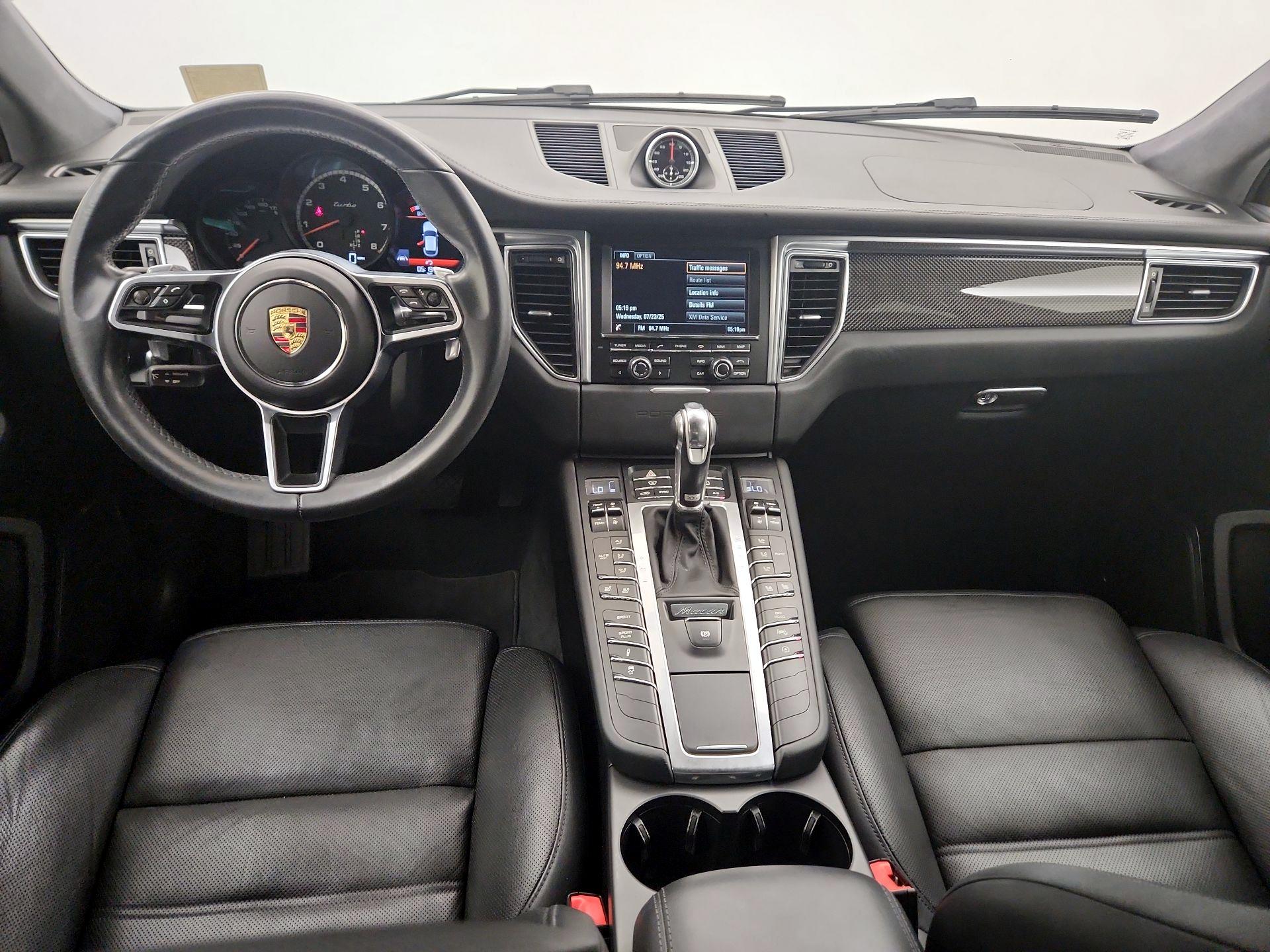 Thumbnail: 2015 Porsche Macan - 9