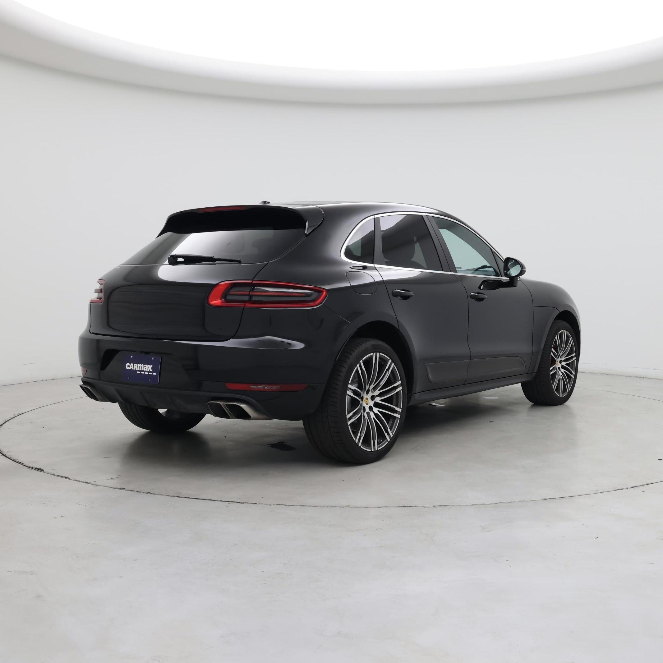 Thumbnail: 2015 Porsche Macan - 8