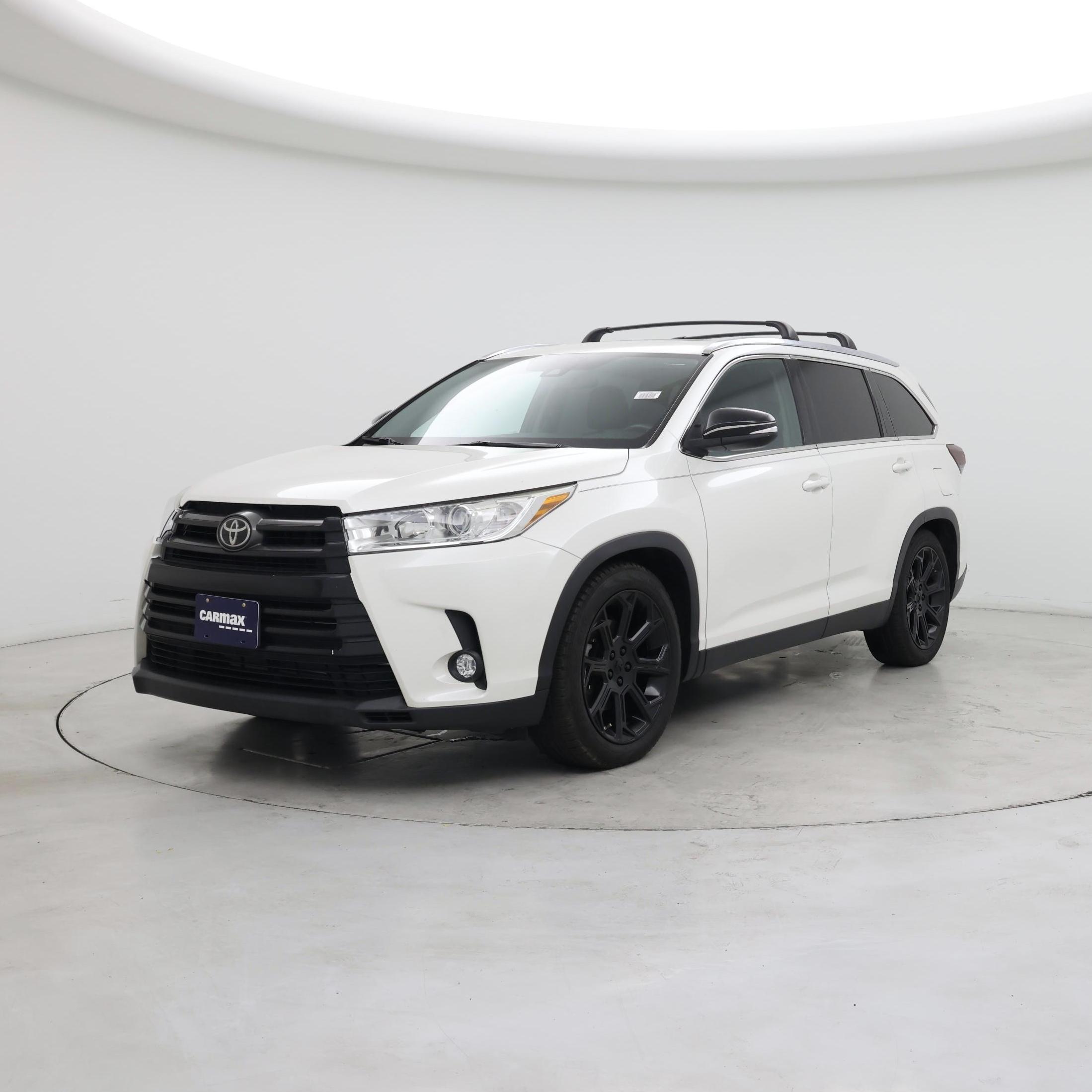 Thumbnail: 2019 Toyota Highlander - 4