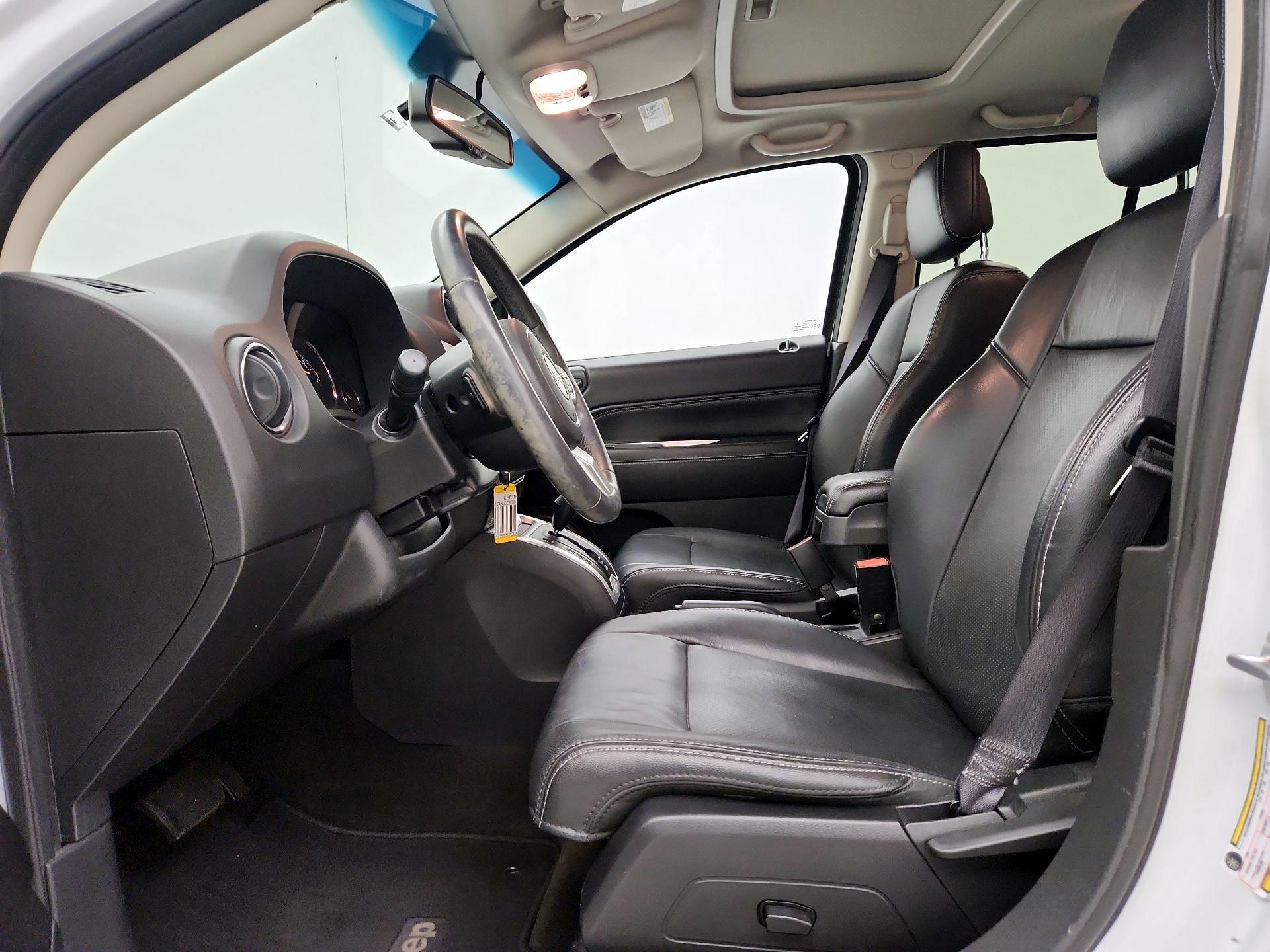 Thumbnail: 2017 Jeep Compass - 11