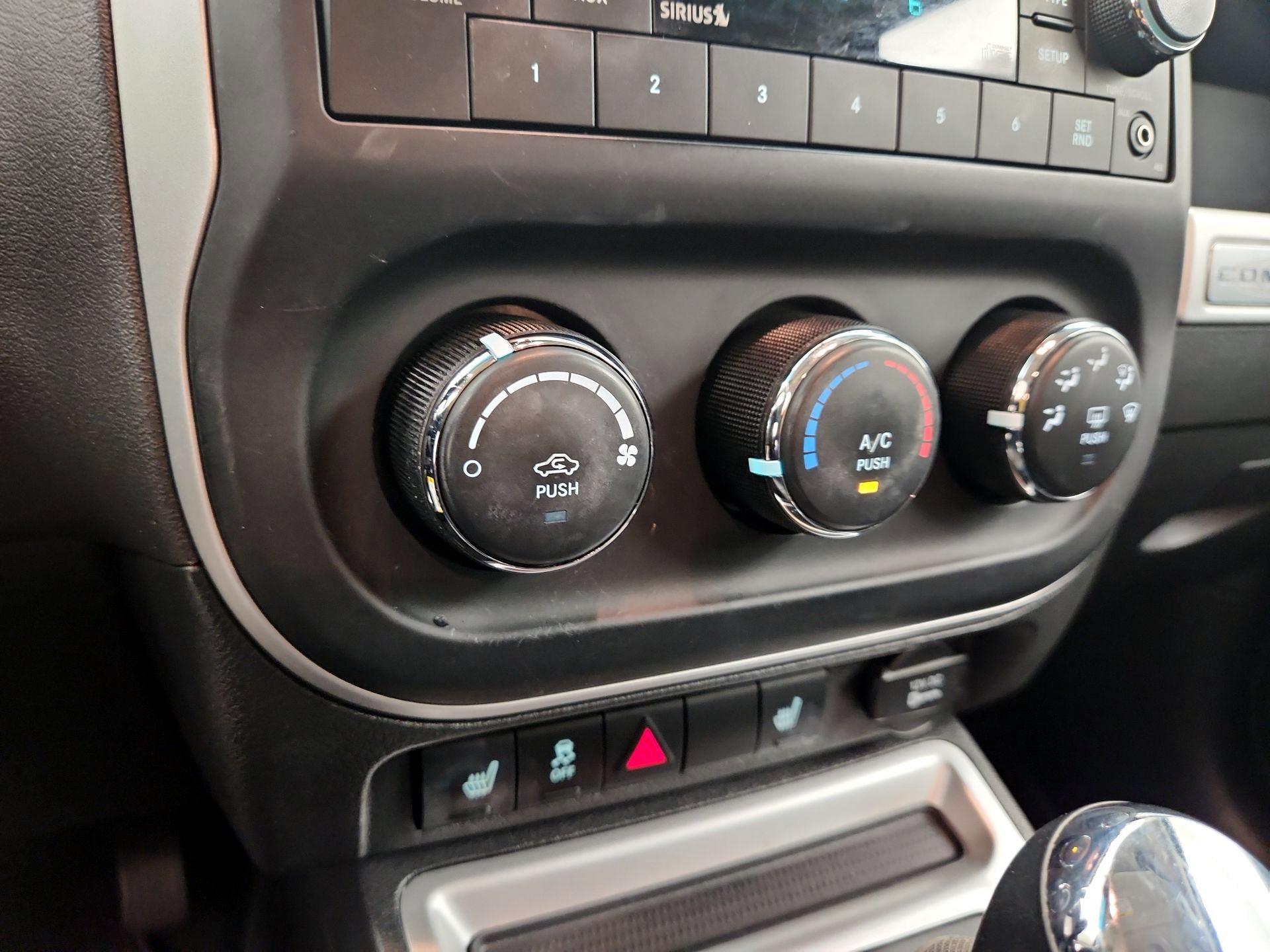 Thumbnail: 2017 Jeep Compass - 14