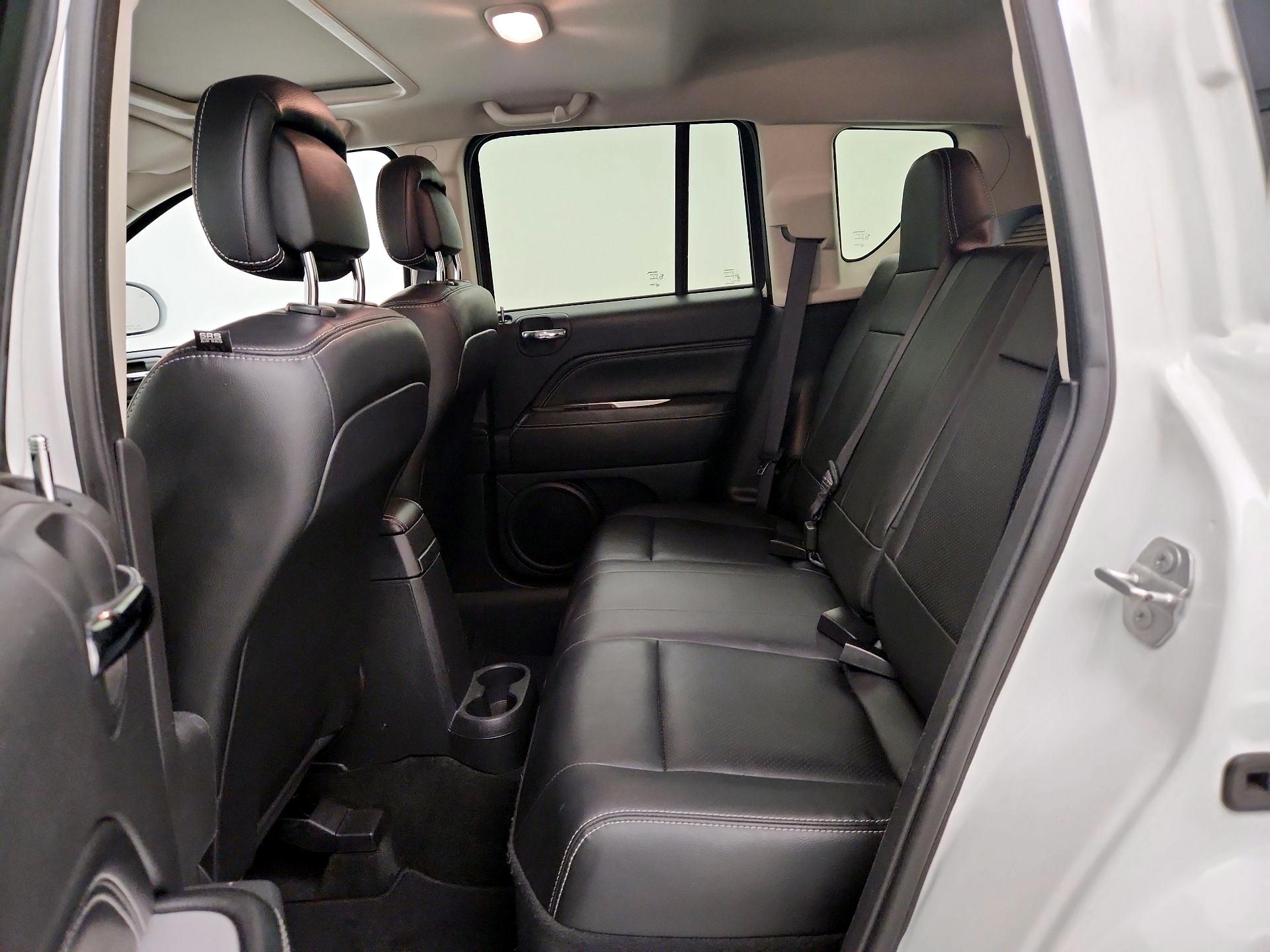Thumbnail: 2017 Jeep Compass - 18