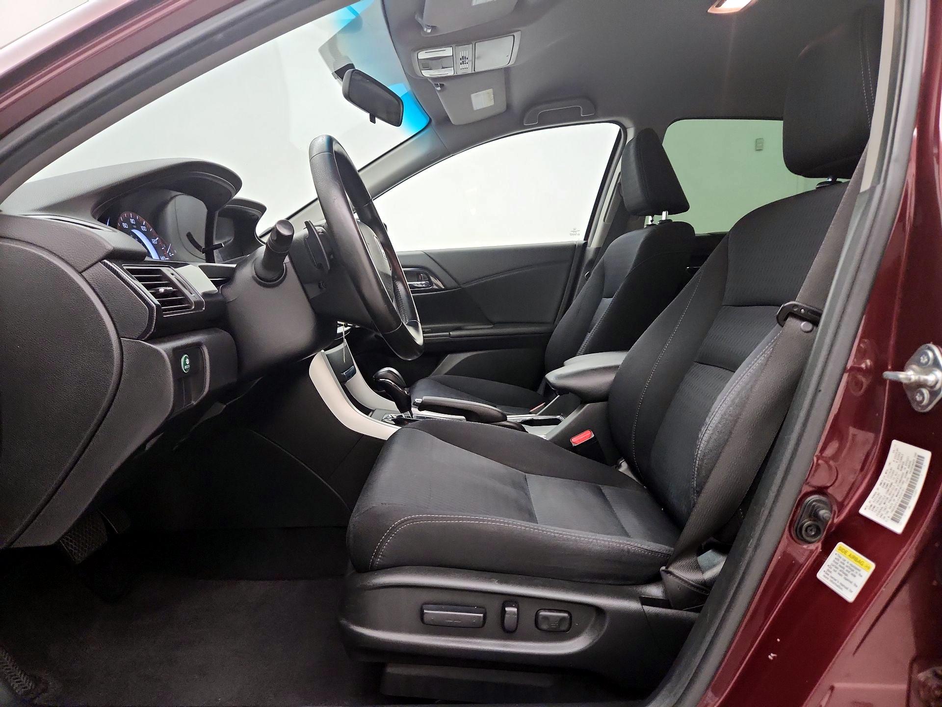 Thumbnail: 2015 Honda Accord - 11