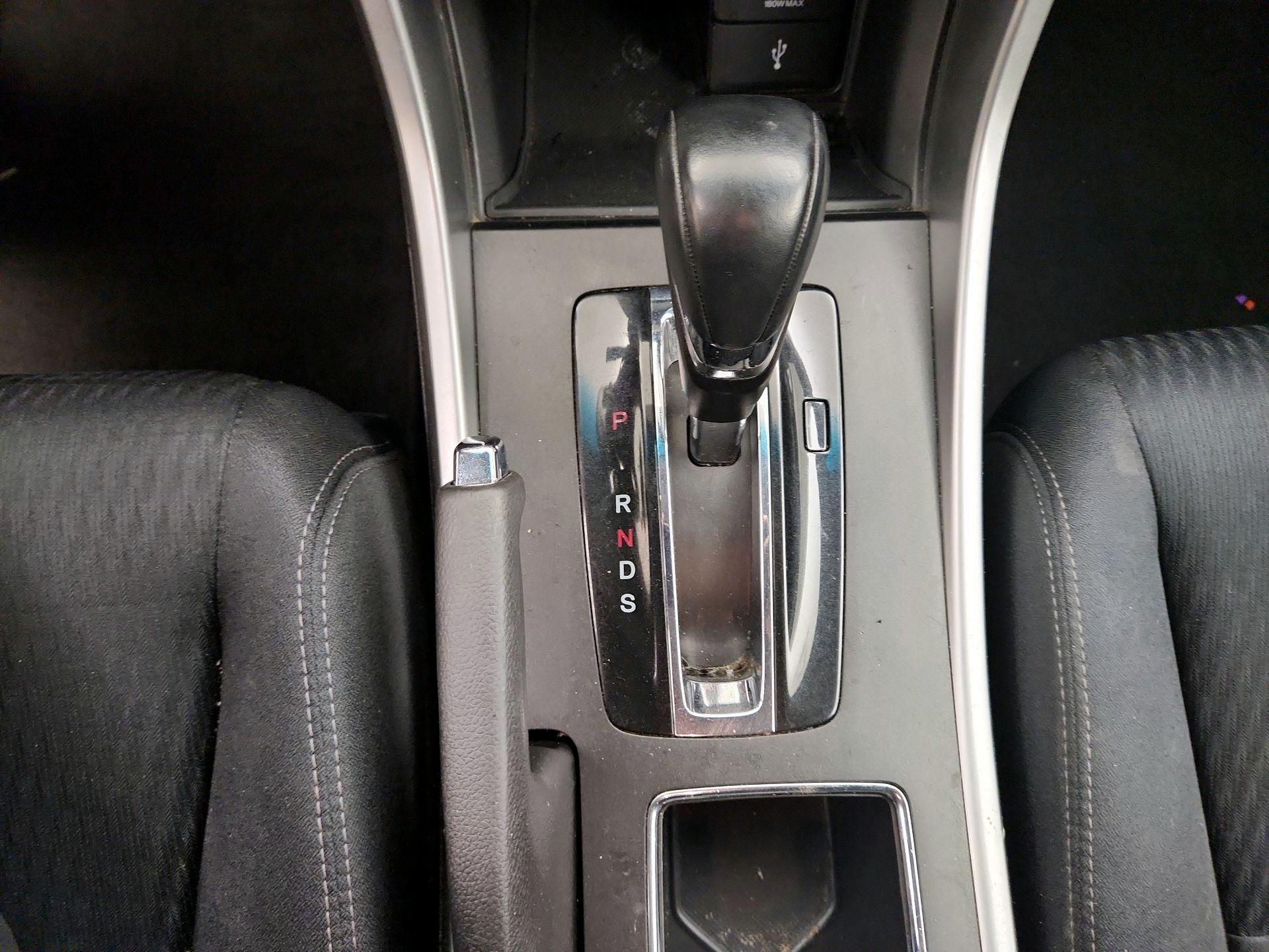 Thumbnail: 2015 Honda Accord - 17