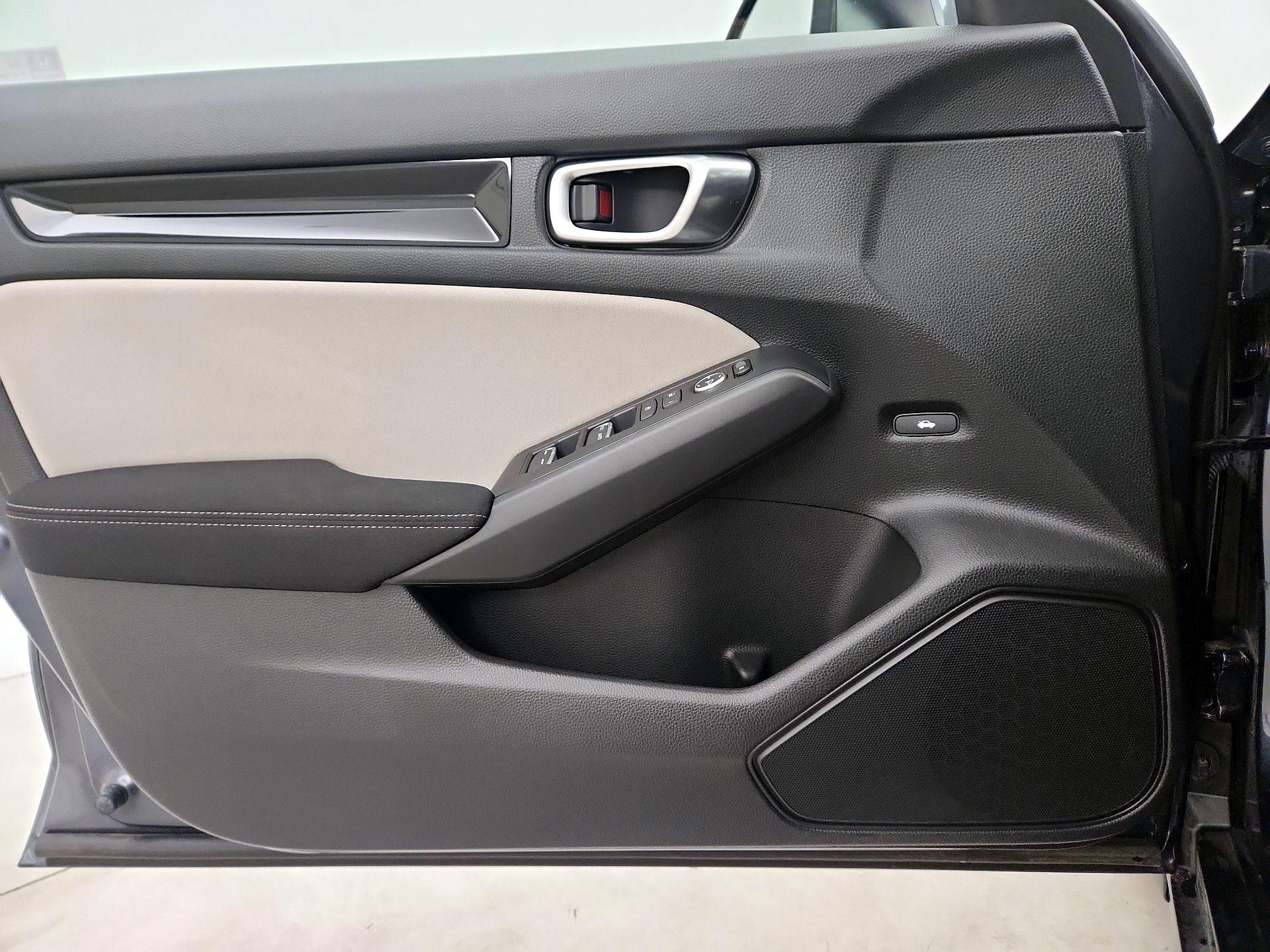 Thumbnail: 2024 Honda Civic - 12