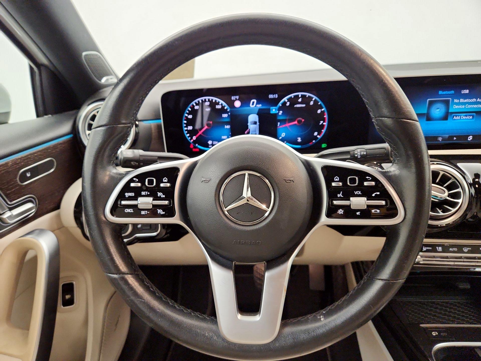 Thumbnail: 2019 Mercedes-Benz A-Class - 10