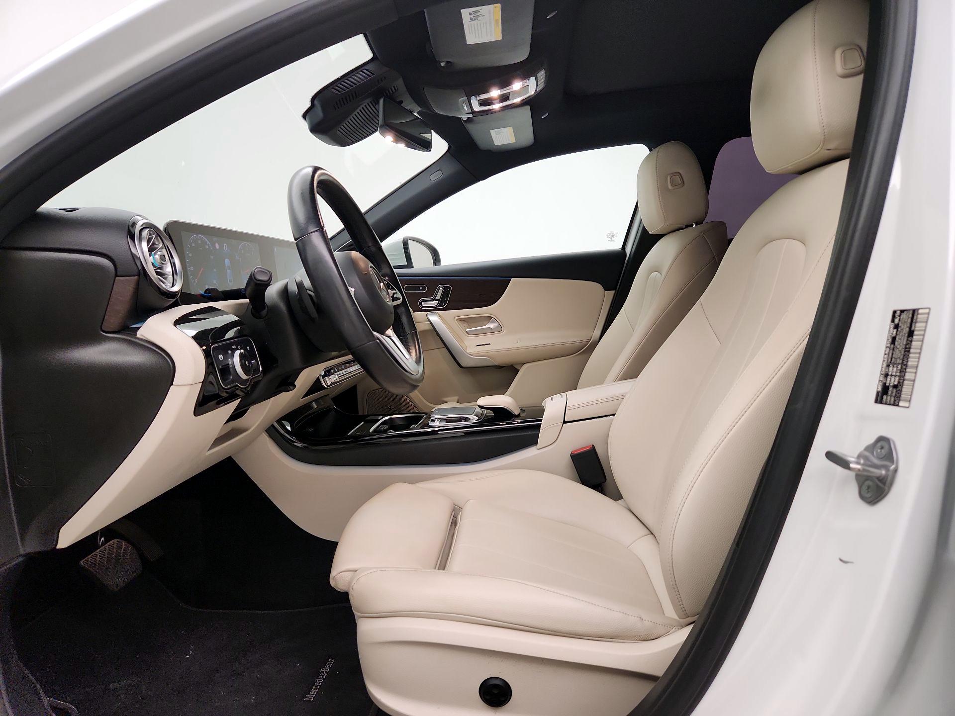 Thumbnail: 2019 Mercedes-Benz A-Class - 11