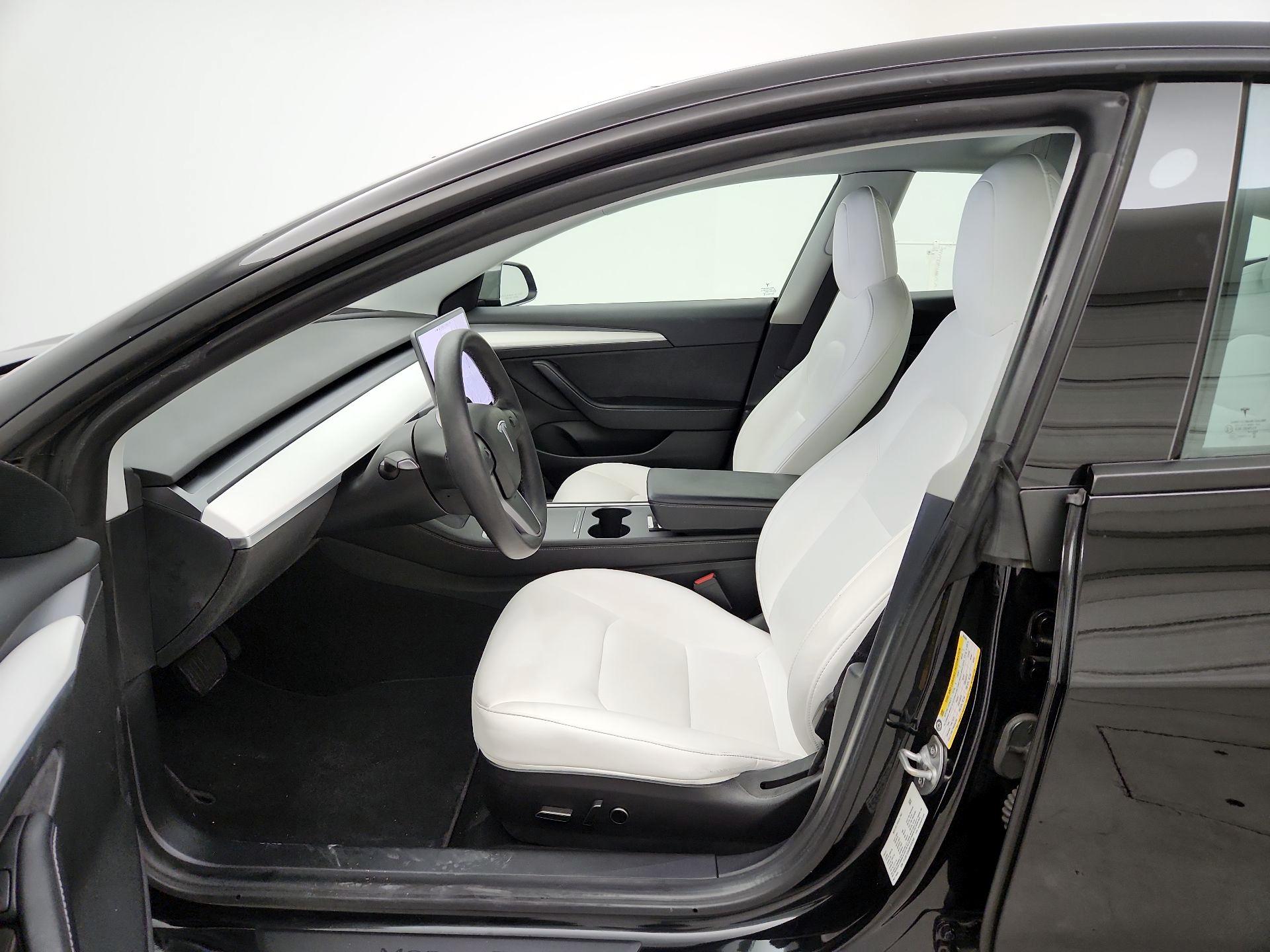 Thumbnail: 2021 Tesla Model 3 - 11
