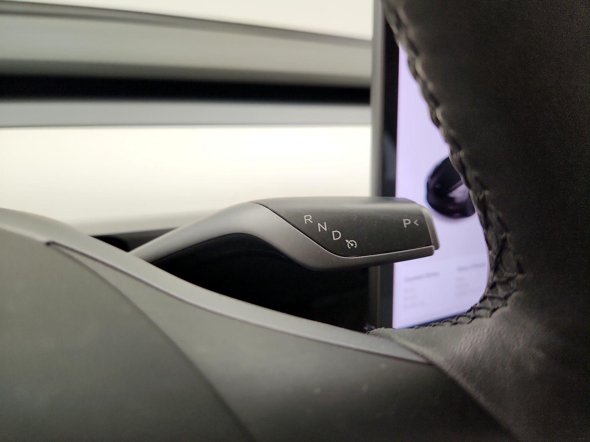 Thumbnail: 2021 Tesla Model 3 - 17