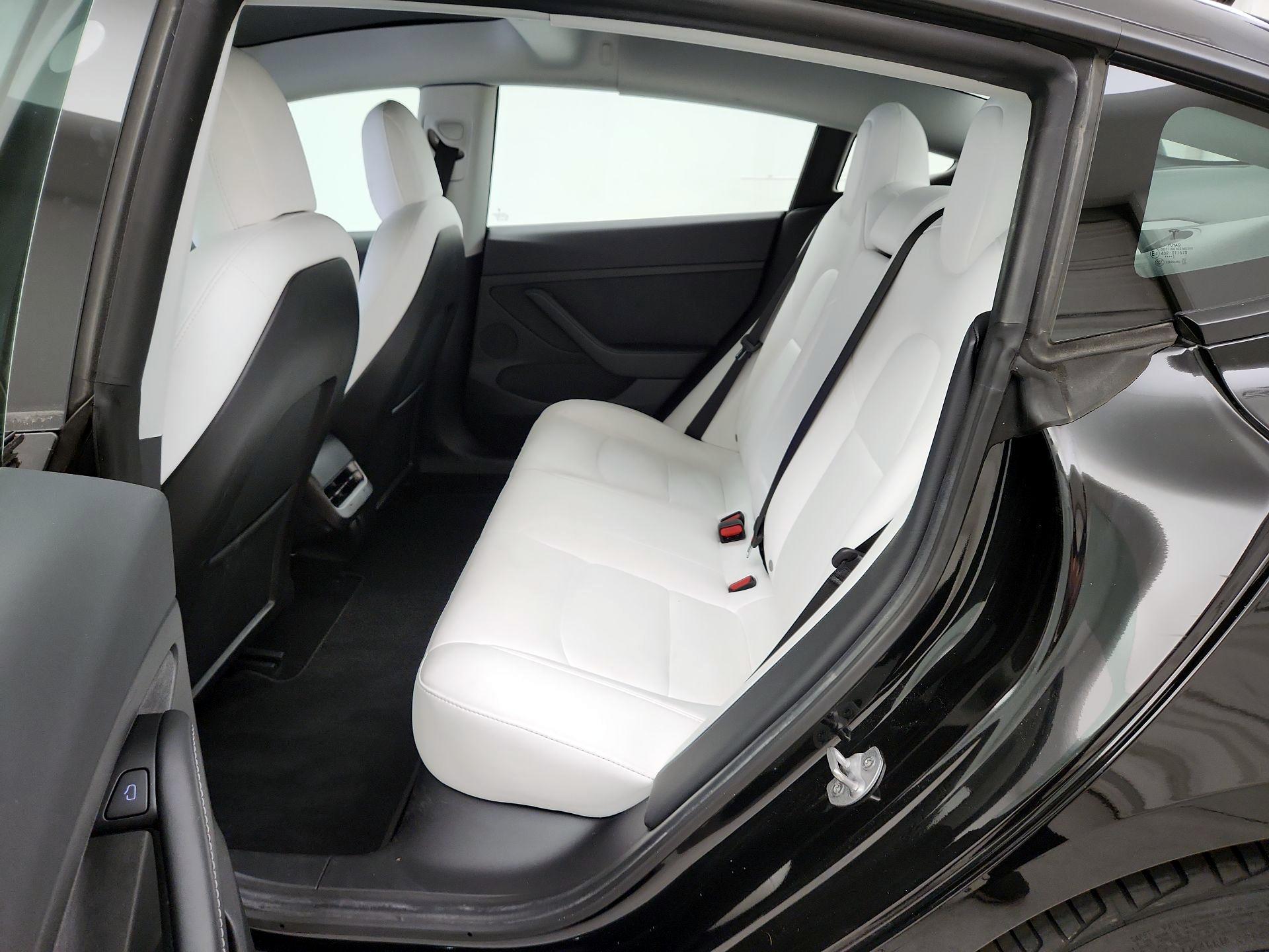 Thumbnail: 2021 Tesla Model 3 - 20