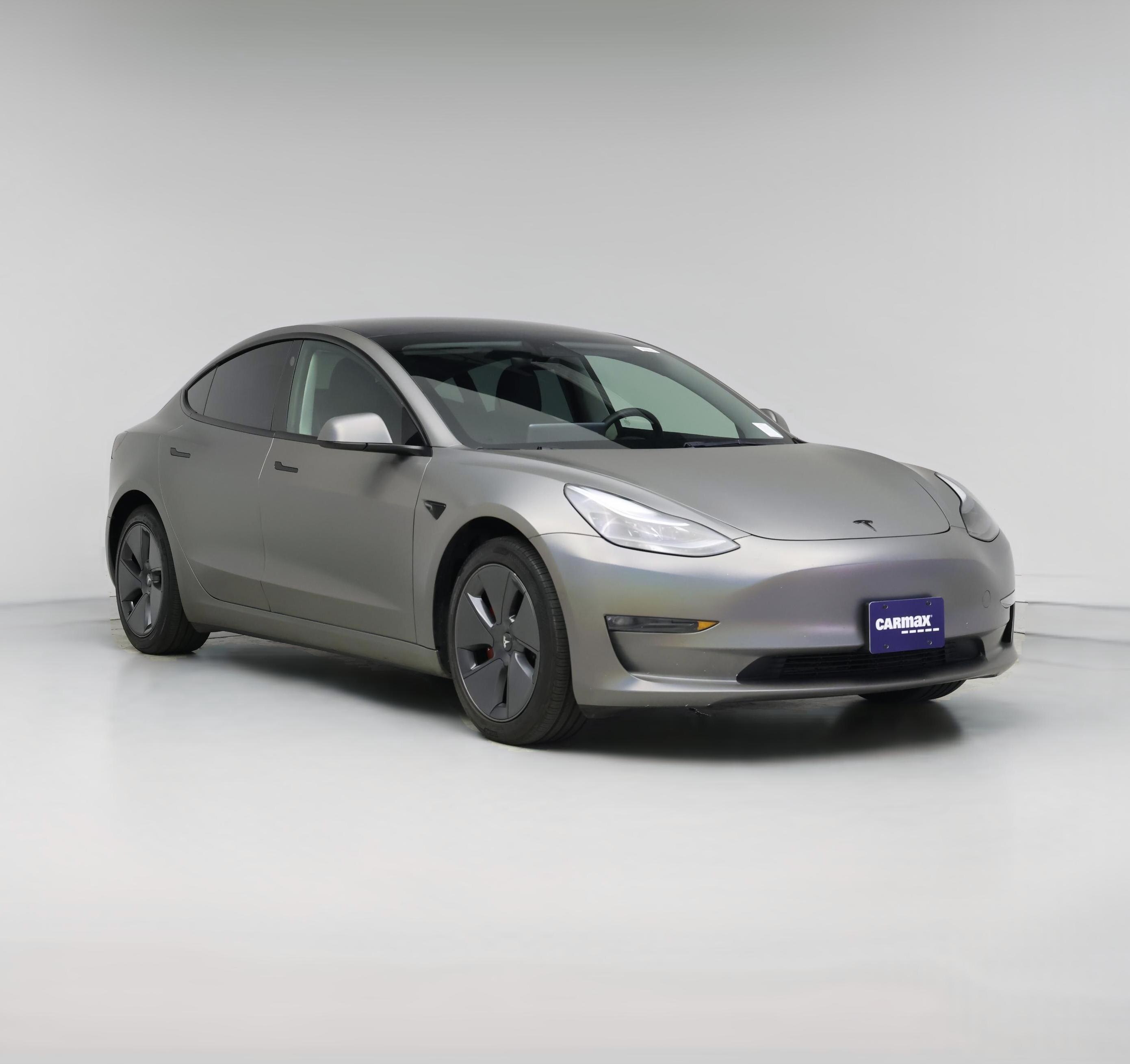 Thumbnail: 2022 Tesla Model 3 - 1