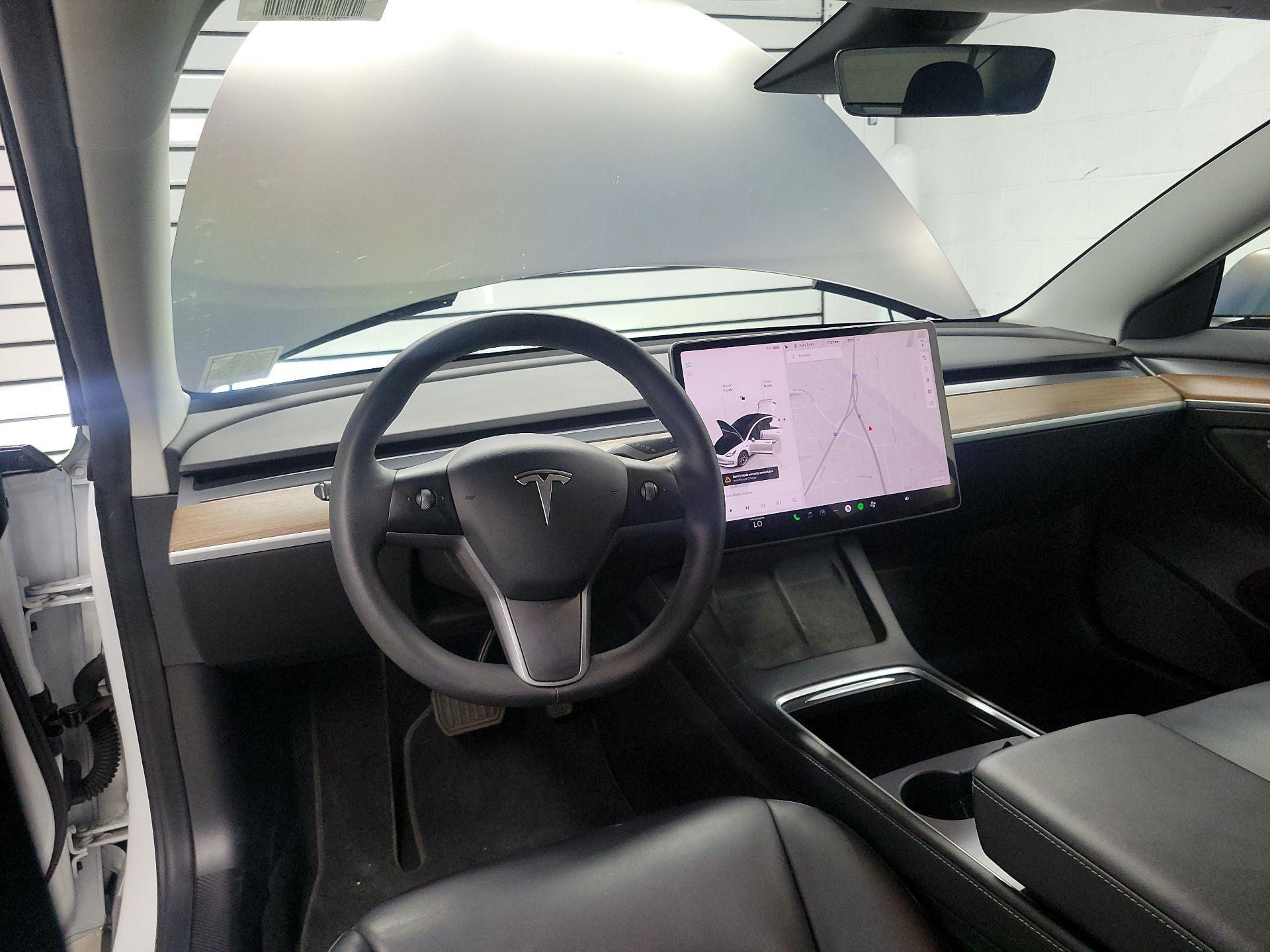 Thumbnail: 2022 Tesla Model 3 - 9