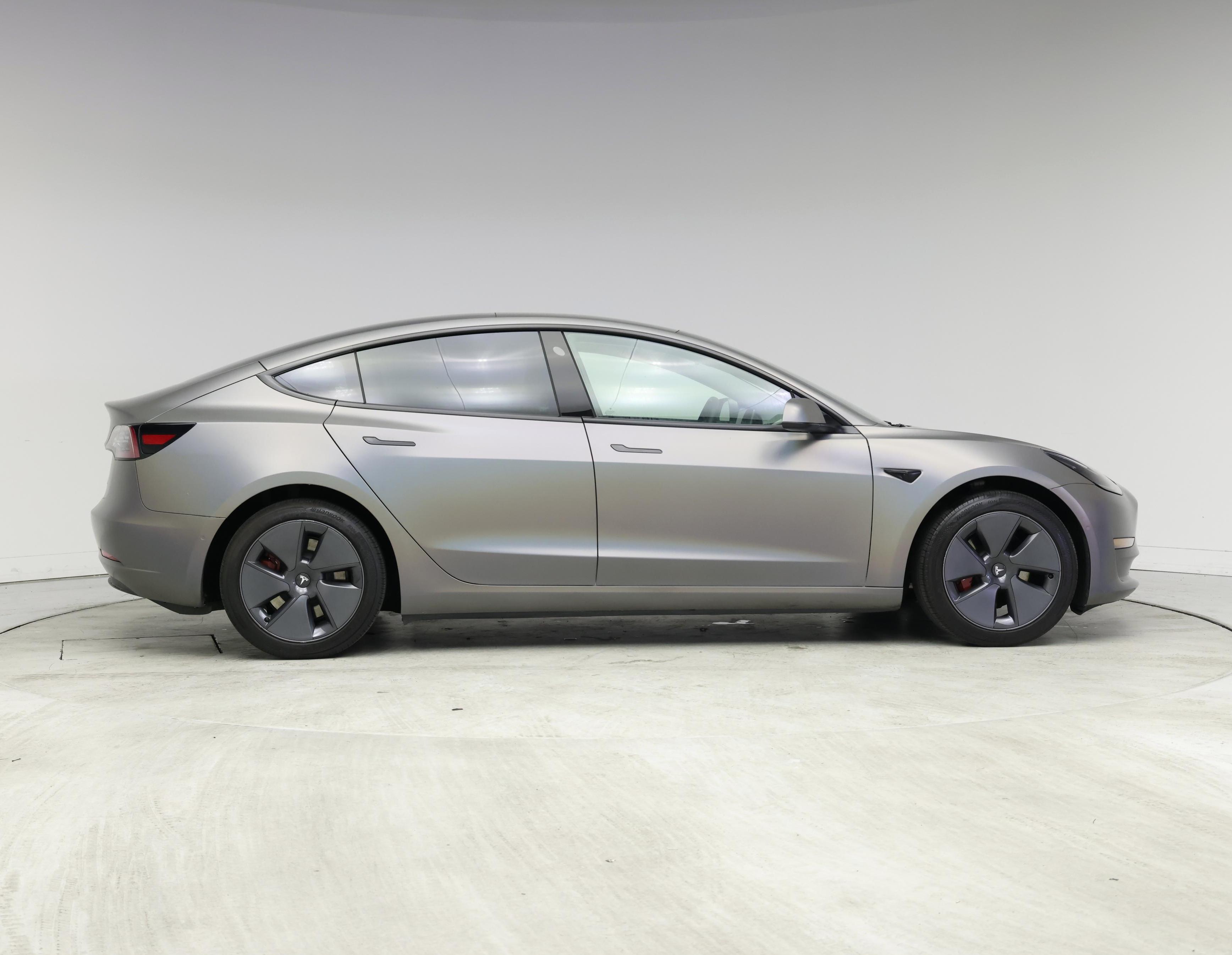Thumbnail: 2022 Tesla Model 3 - 7