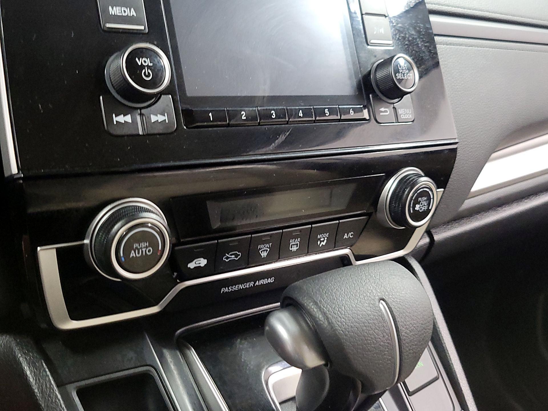 Thumbnail: 2019 Honda CR-V - 15