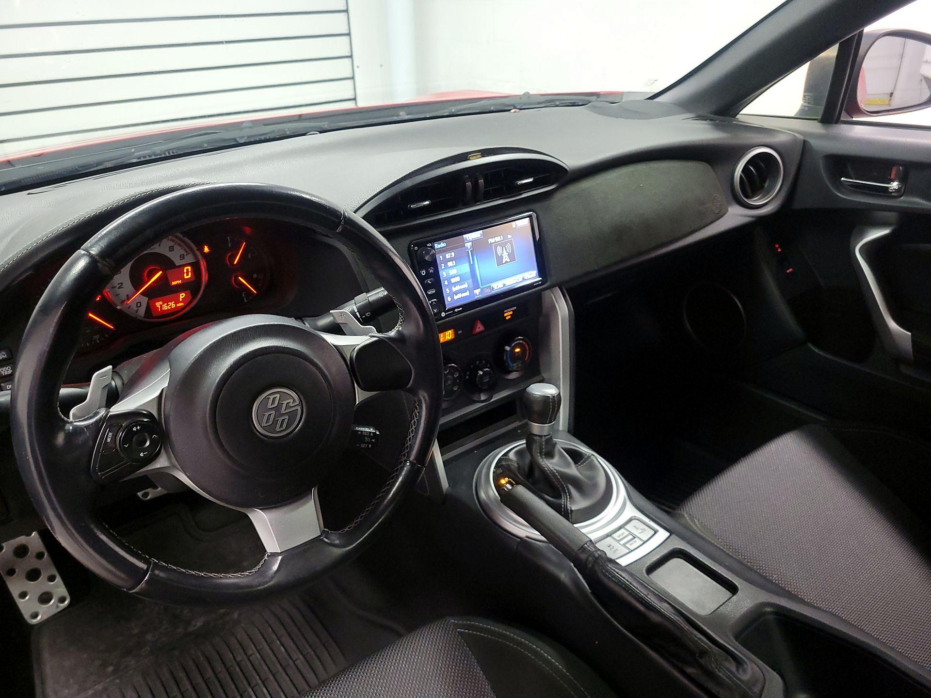 Thumbnail: 2017 Toyota 86 - 9