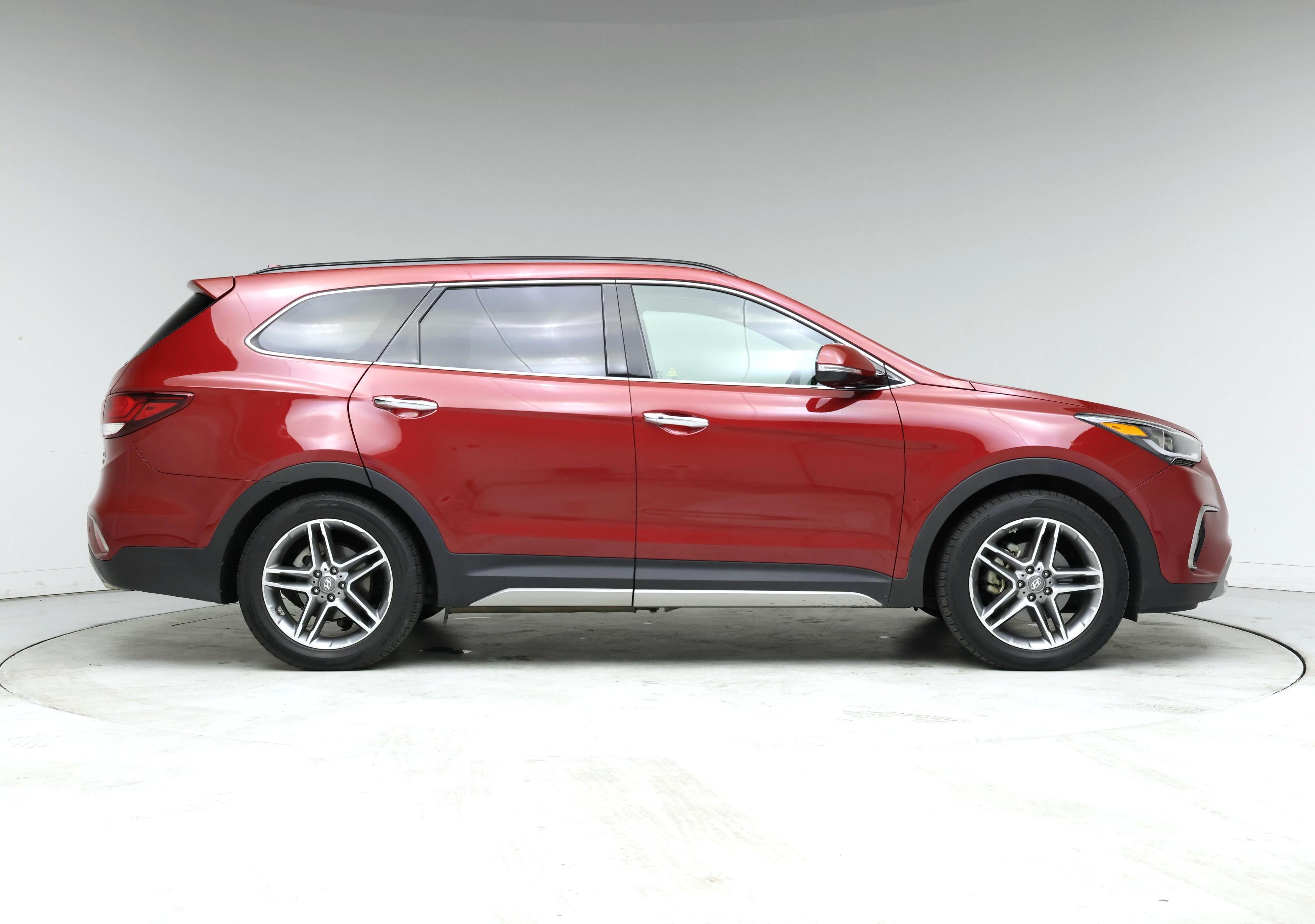 Thumbnail: 2017 Hyundai Santa Fe - 7