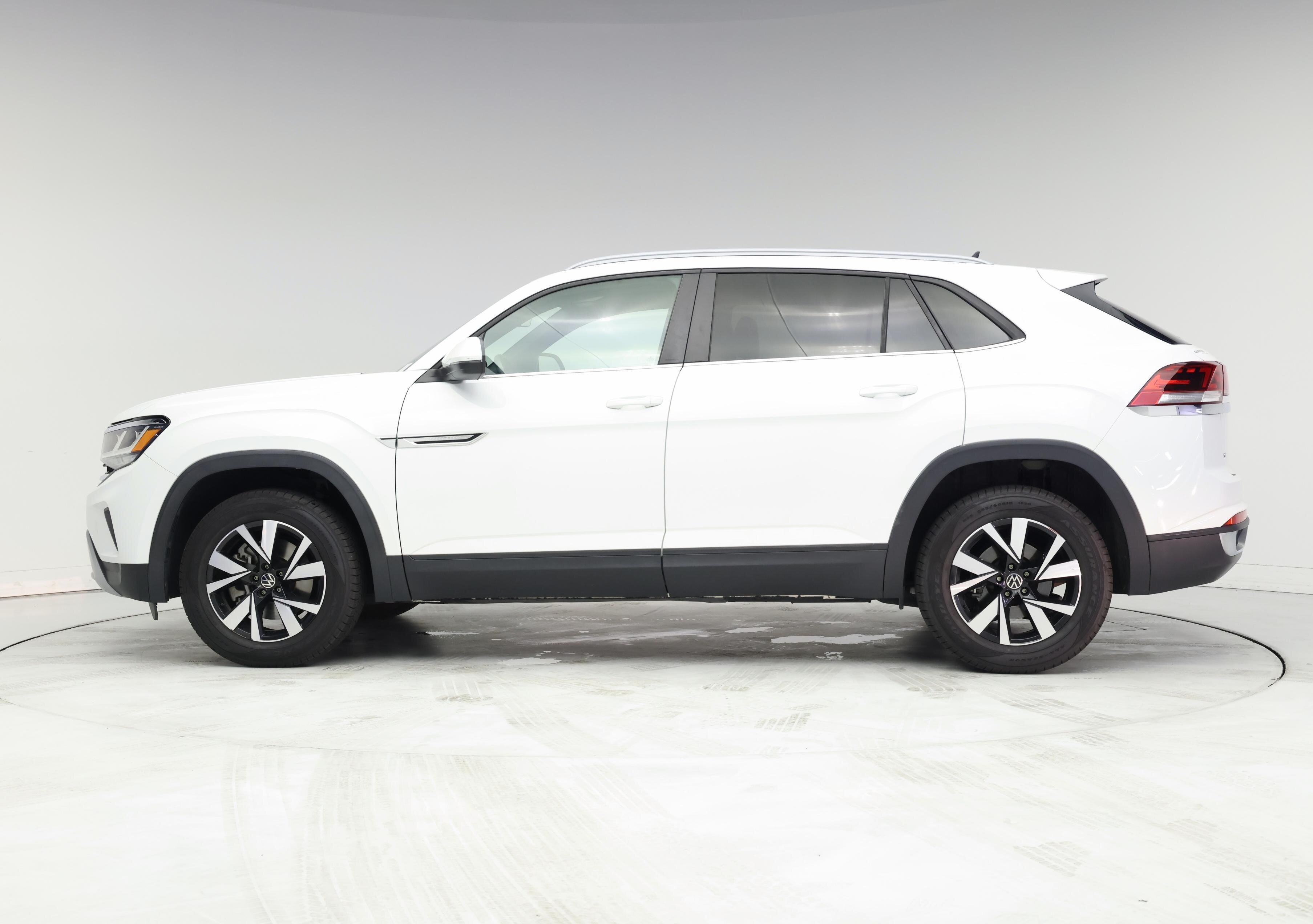 Thumbnail: 2021 Volkswagen Atlas - 3