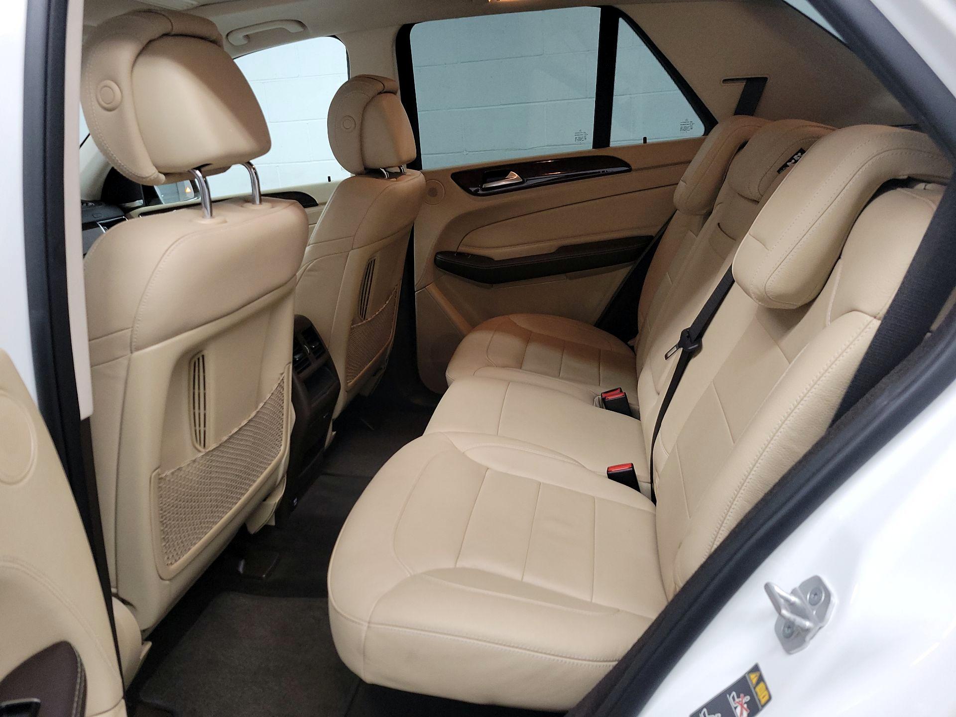 Thumbnail: 2016 Mercedes-Benz GLE - 18