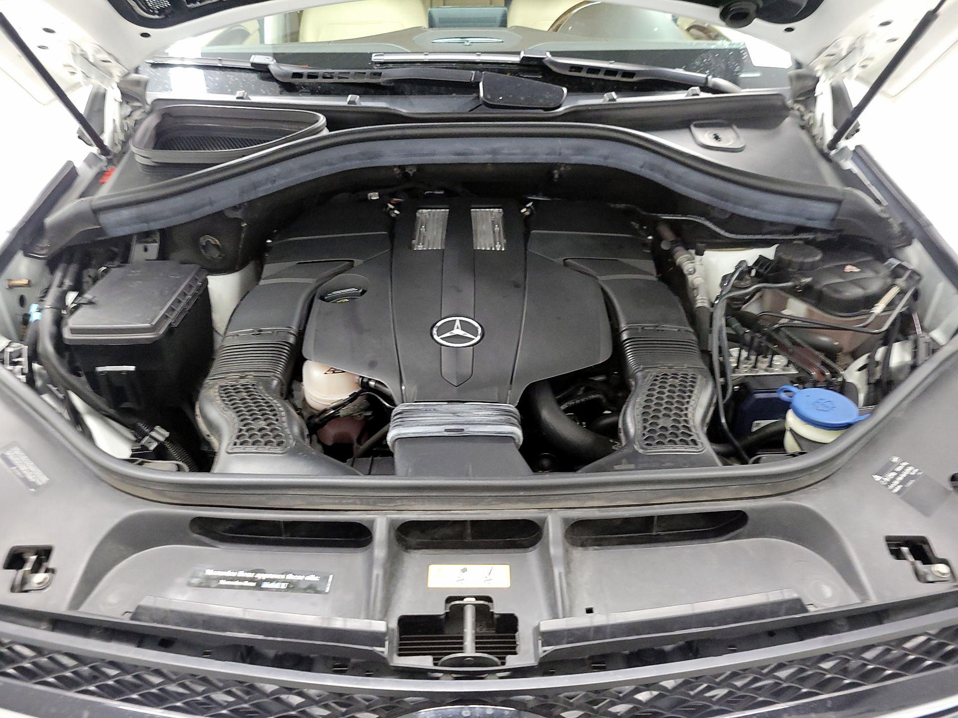Thumbnail: 2016 Mercedes-Benz GLE - 20