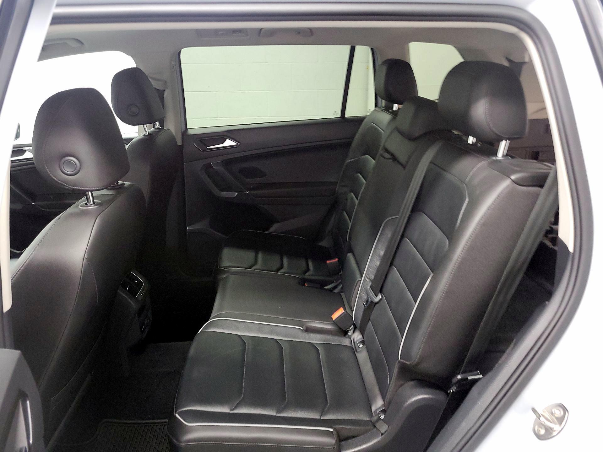 Thumbnail: 2018 Volkswagen Tiguan - 19