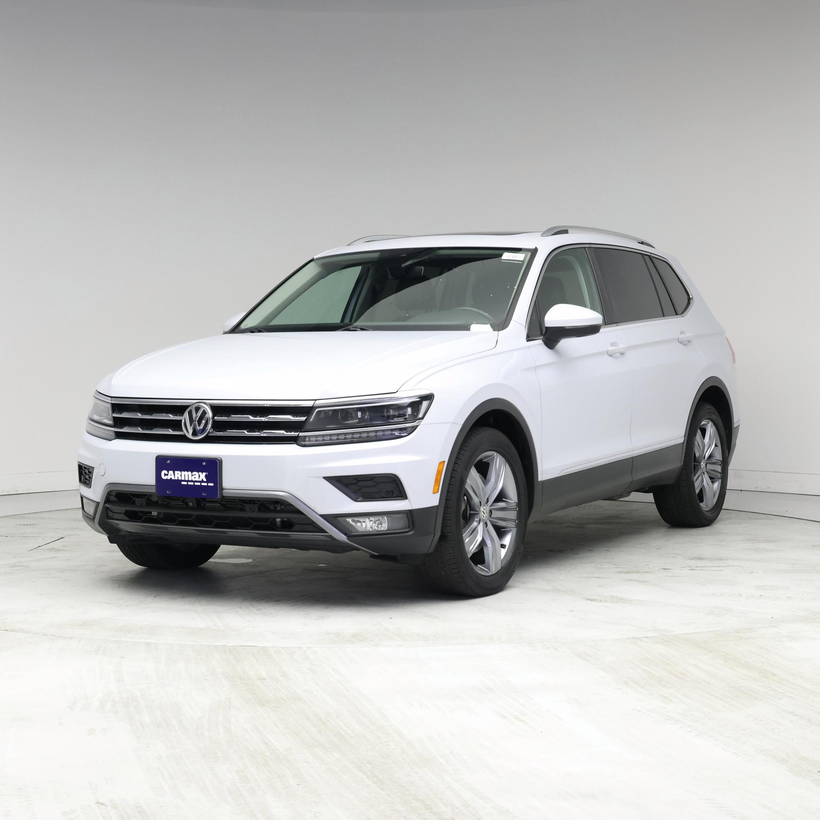 Thumbnail: 2018 Volkswagen Tiguan - 4
