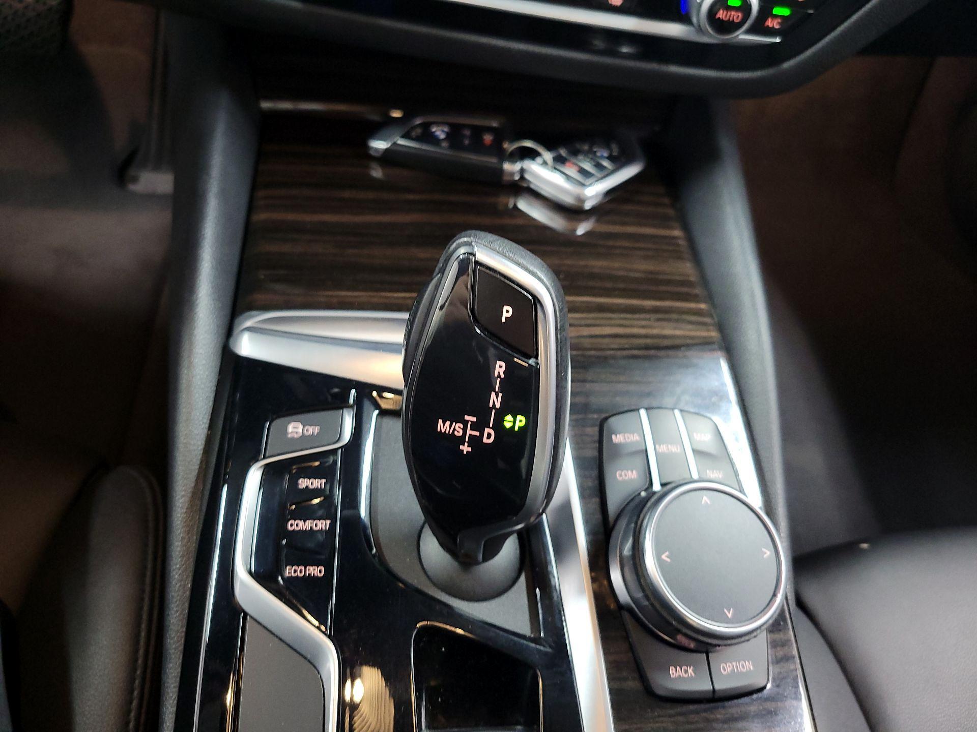 Thumbnail: 2019 BMW 5 Series - 17