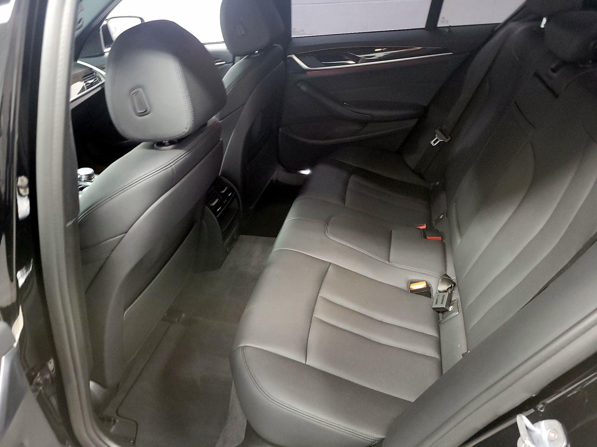 Thumbnail: 2019 BMW 5 Series - 18