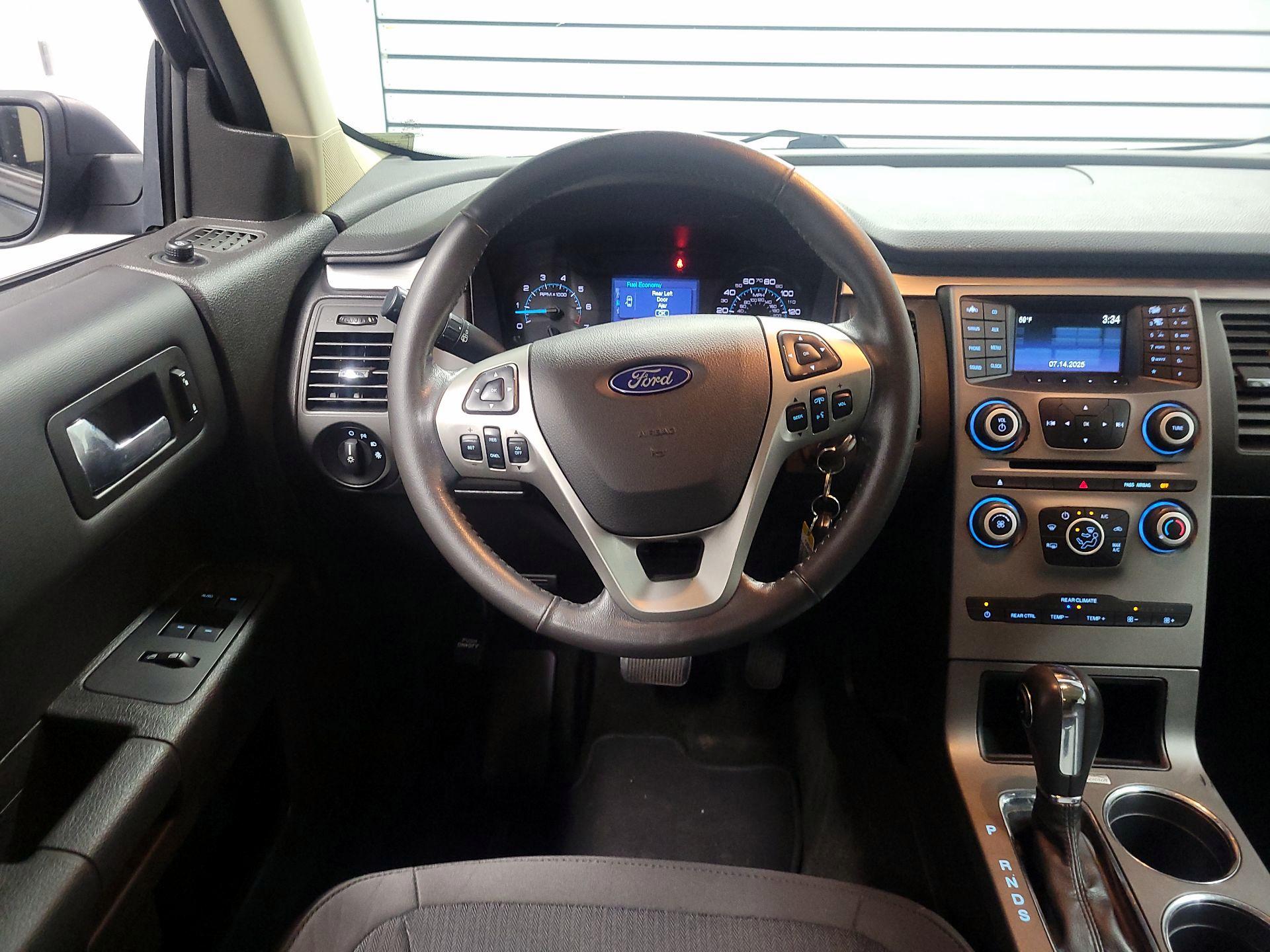 Thumbnail: 2014 Ford Flex - 10