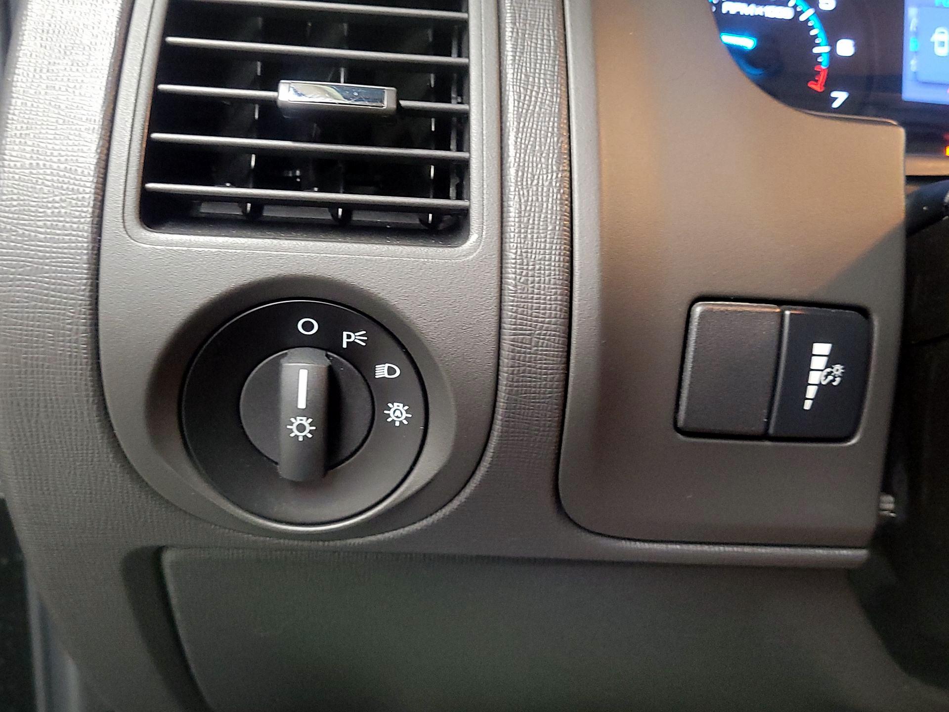 Thumbnail: 2014 Ford Flex - 13