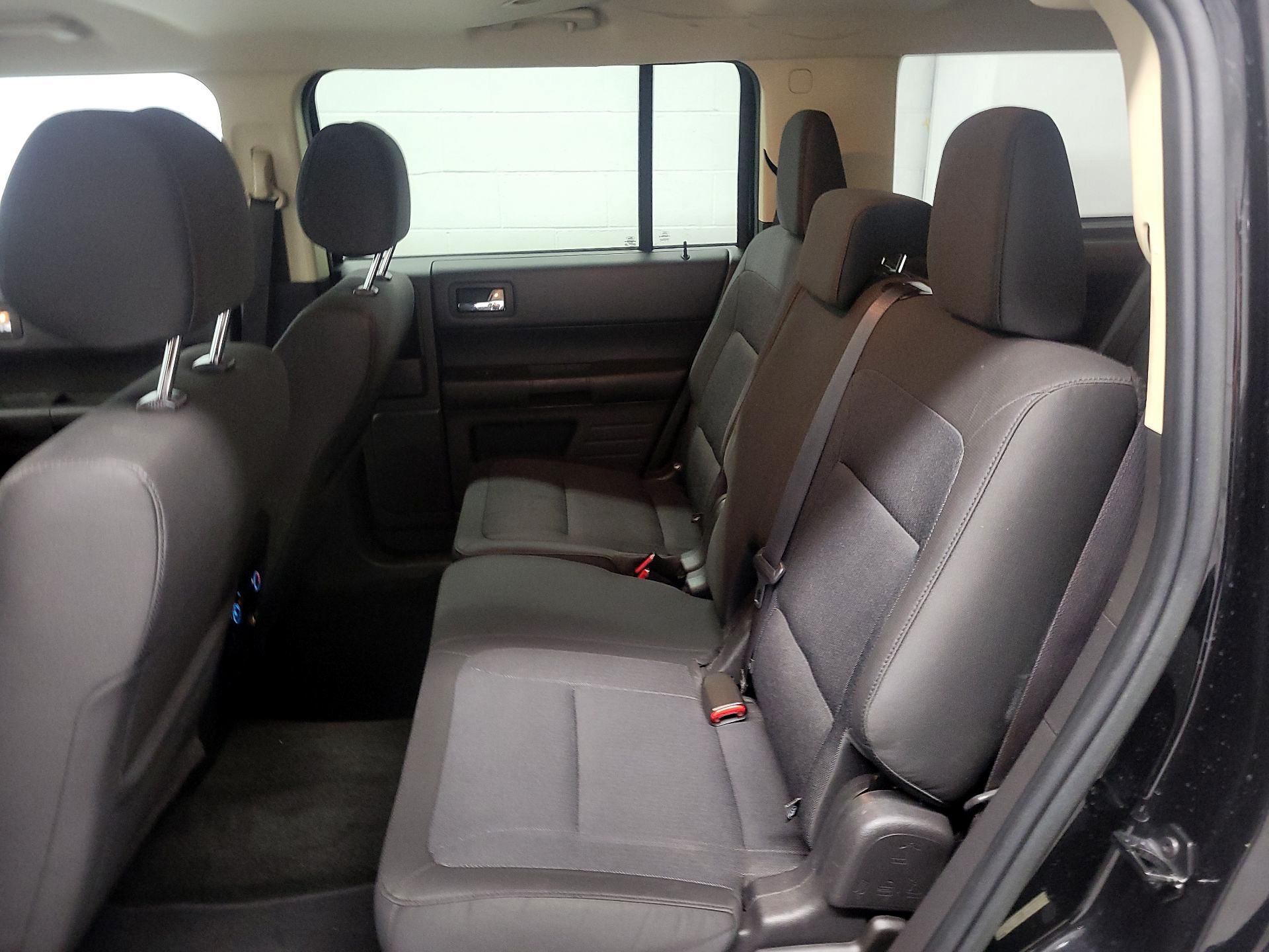 Thumbnail: 2014 Ford Flex - 17