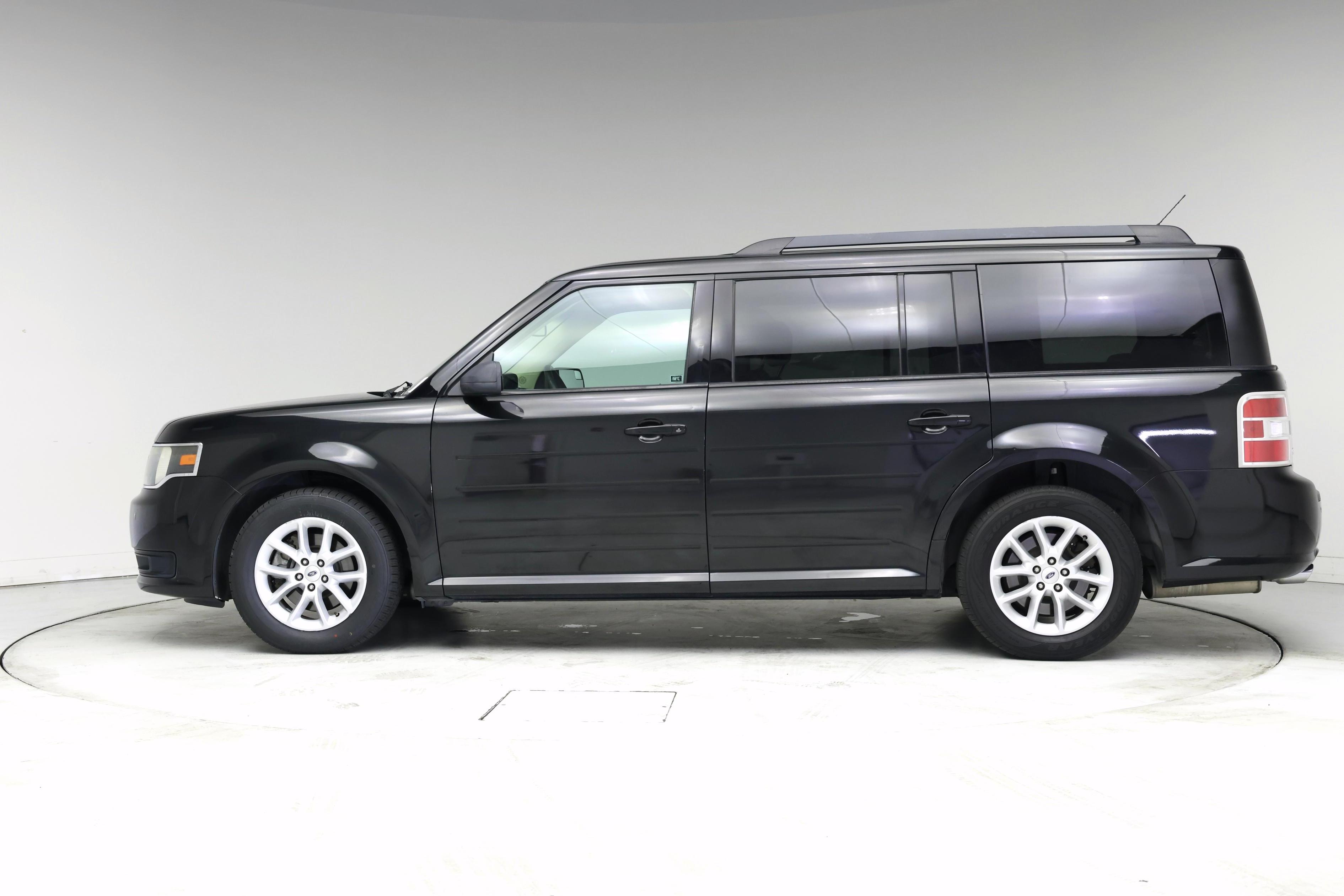 Thumbnail: 2014 Ford Flex - 3