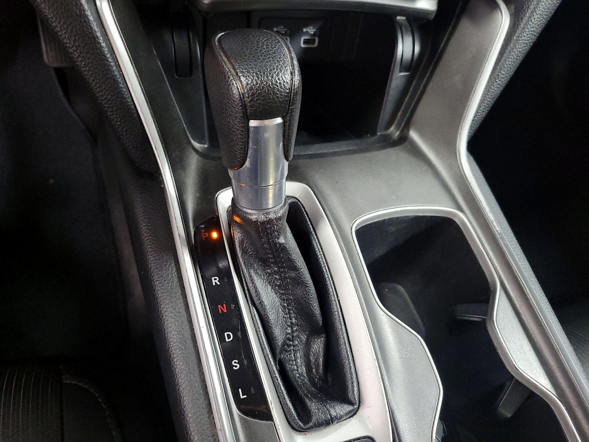Thumbnail: 2021 Honda Accord - 16